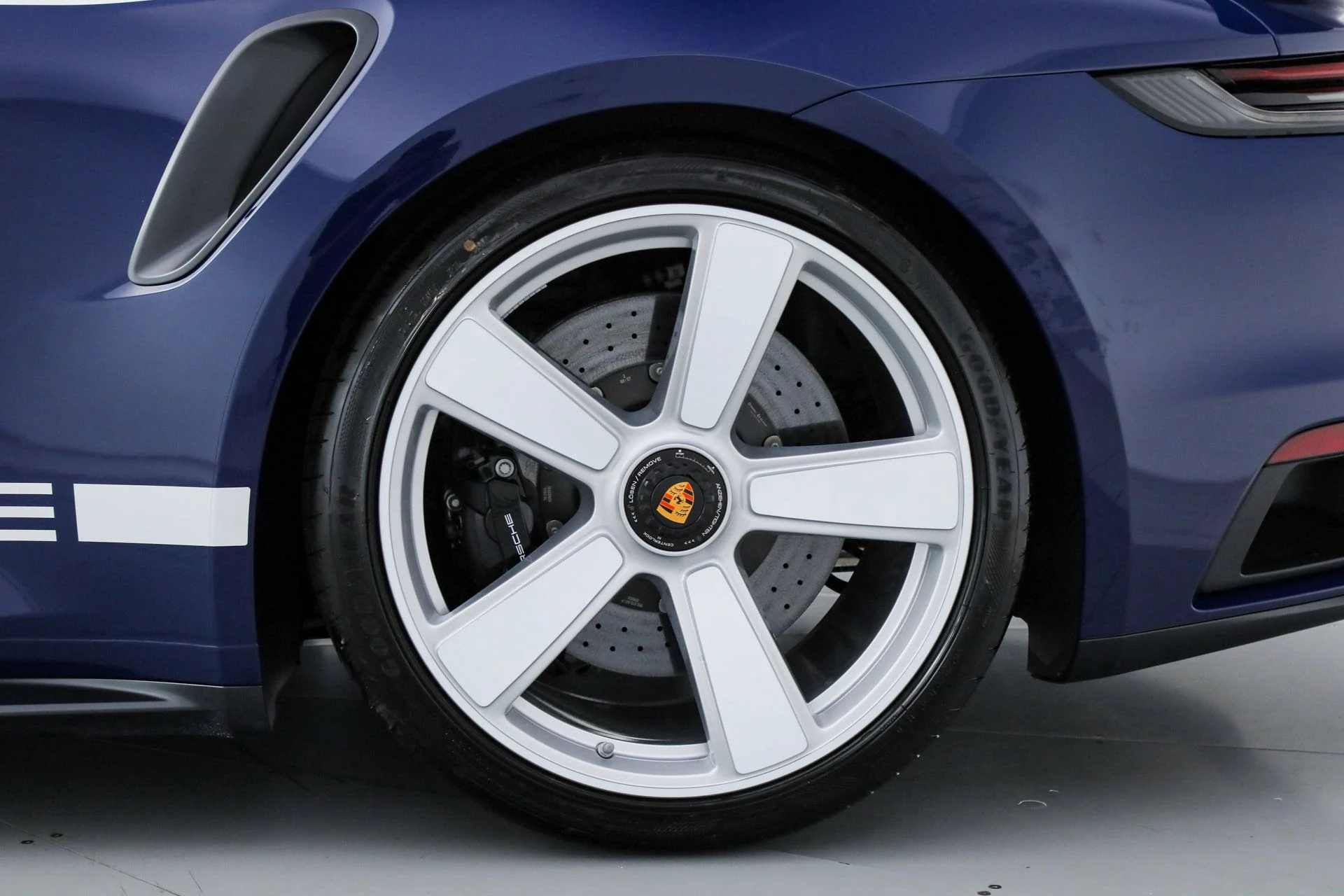 mph040_1958049289_143c392eb1f5a71d08e4bcbb255a162a_f48233fa92