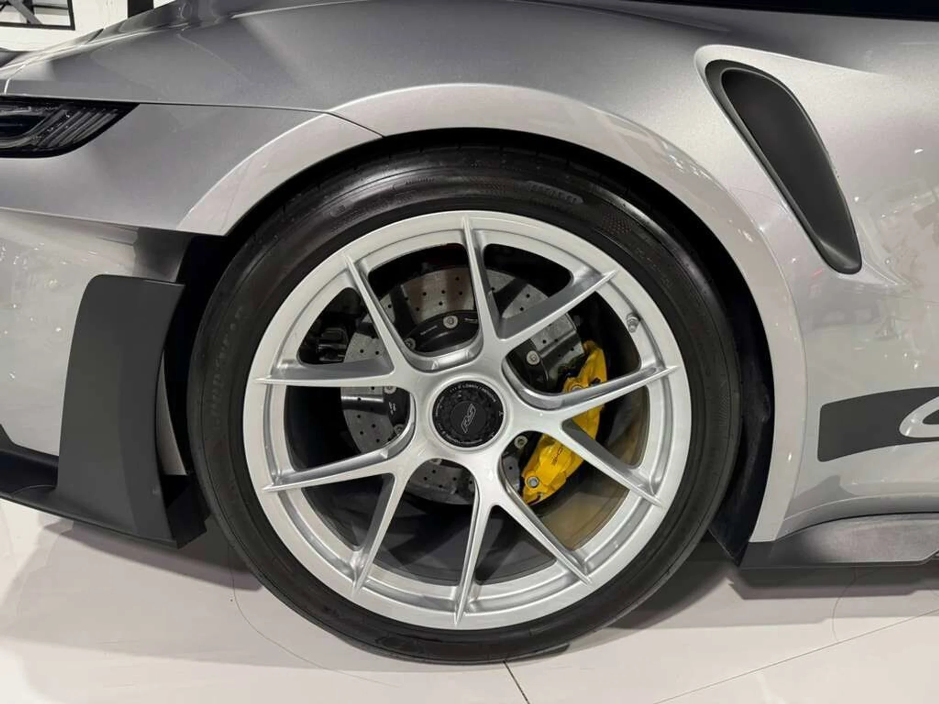 mph040_1962949523_e9191765e88afd49b49a0868305aada9_f3a38470be