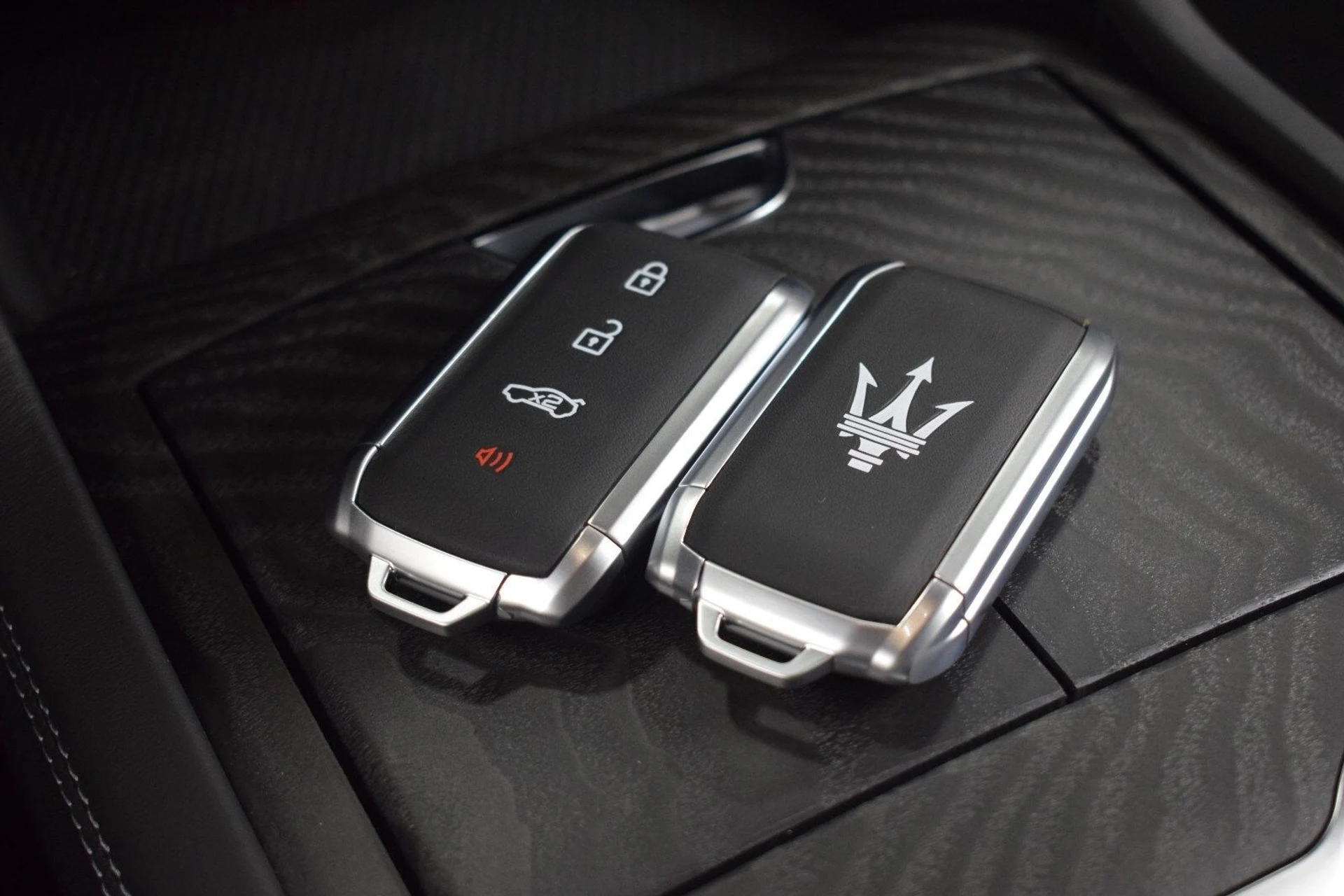 mph040_1966727982_8c86e91e1c14affd8c9eb3084ef3840ax_5d5a7b054a