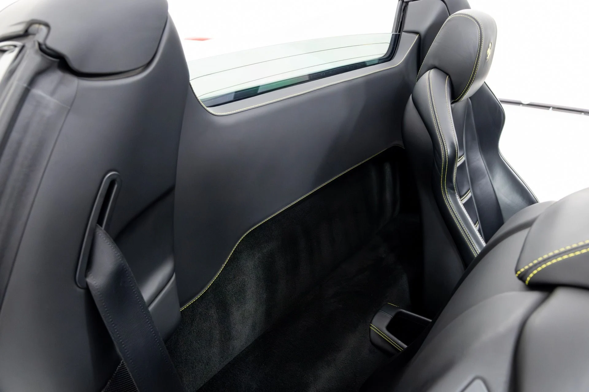 mph040_1970271343_Used_2015_Ferrari_458_Italia_1766013375_ced96f5d88