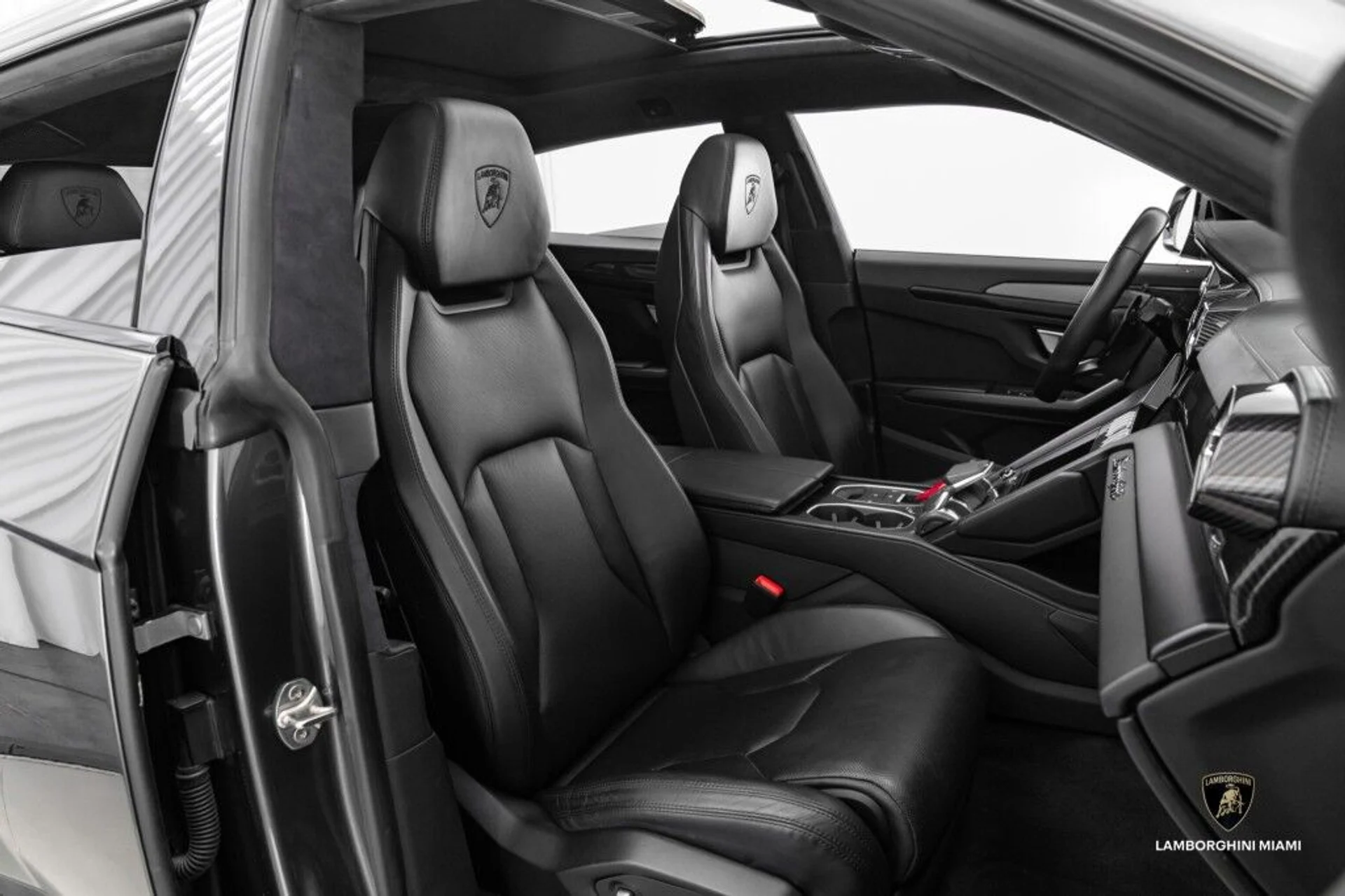 mph040_1975251243_6bc2f85f9bbc436d9ecabf7db681319e_9174b2cc6c