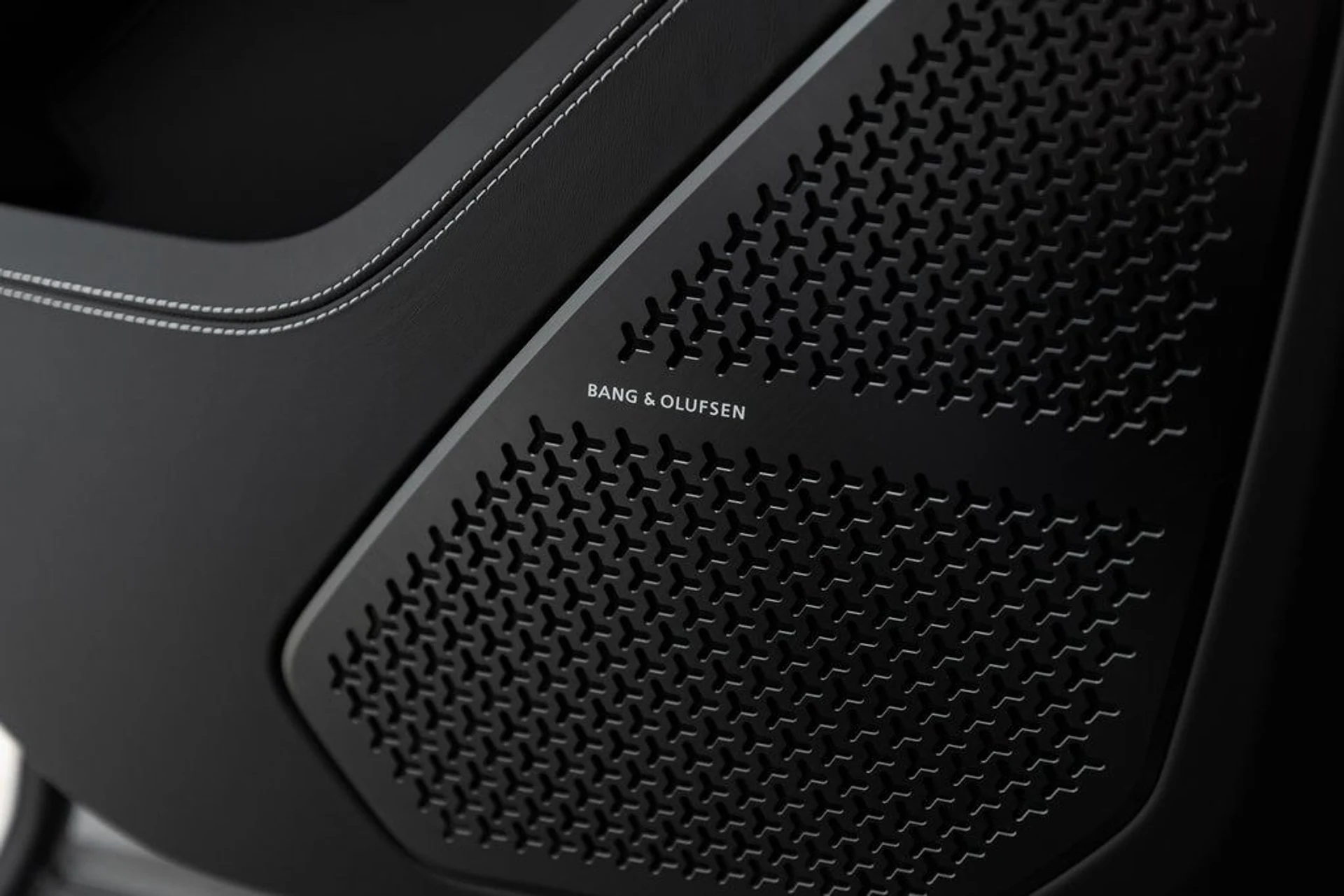 mph040_1987499733_c773b5550d8742795facd9170366b956x_43c648074e