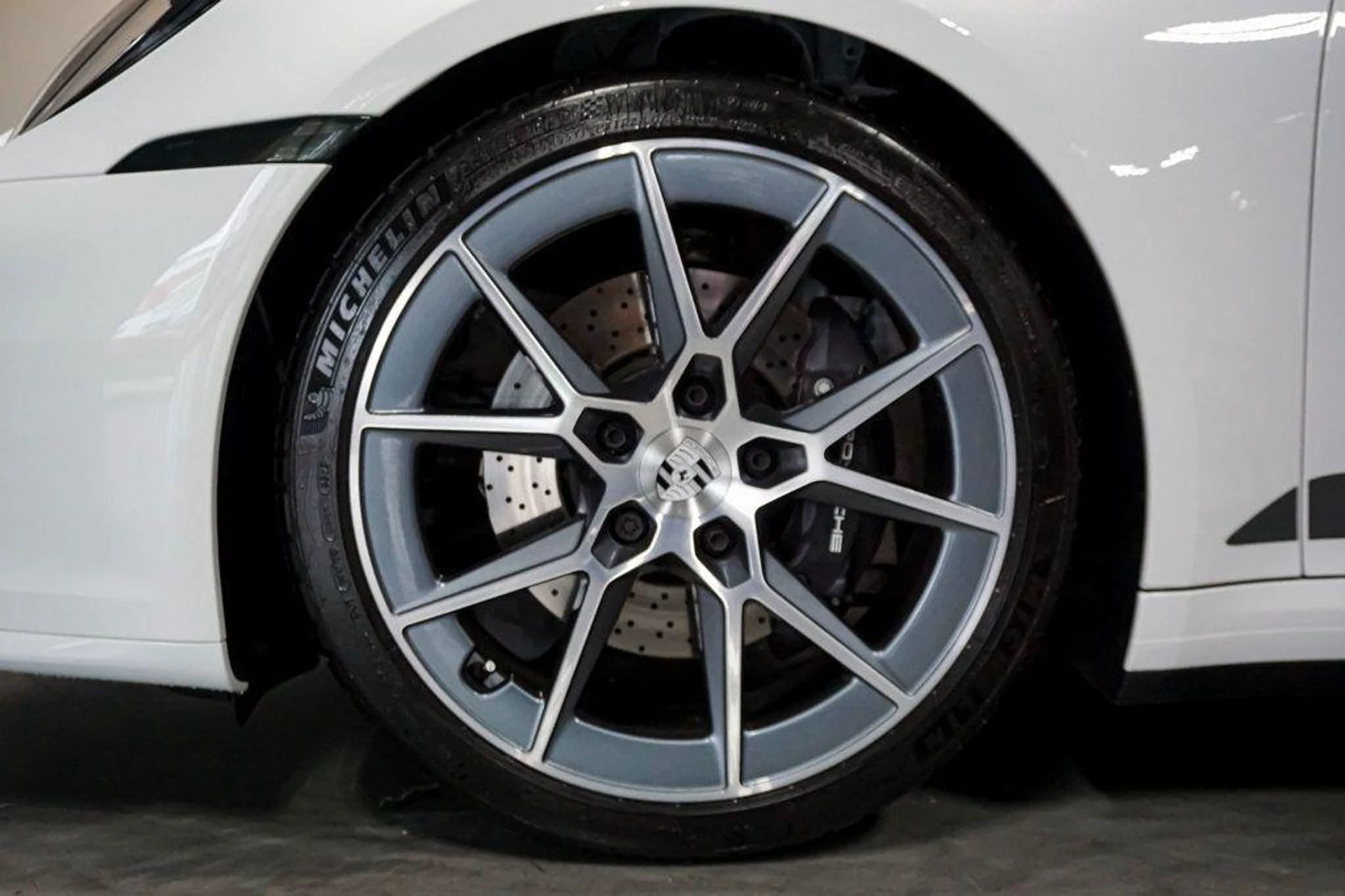 mph040_19948927_N_Zjj_Ir_EADHL_Dz5_Jc_S3f_Zv_Mi6_Ms_57be32365c