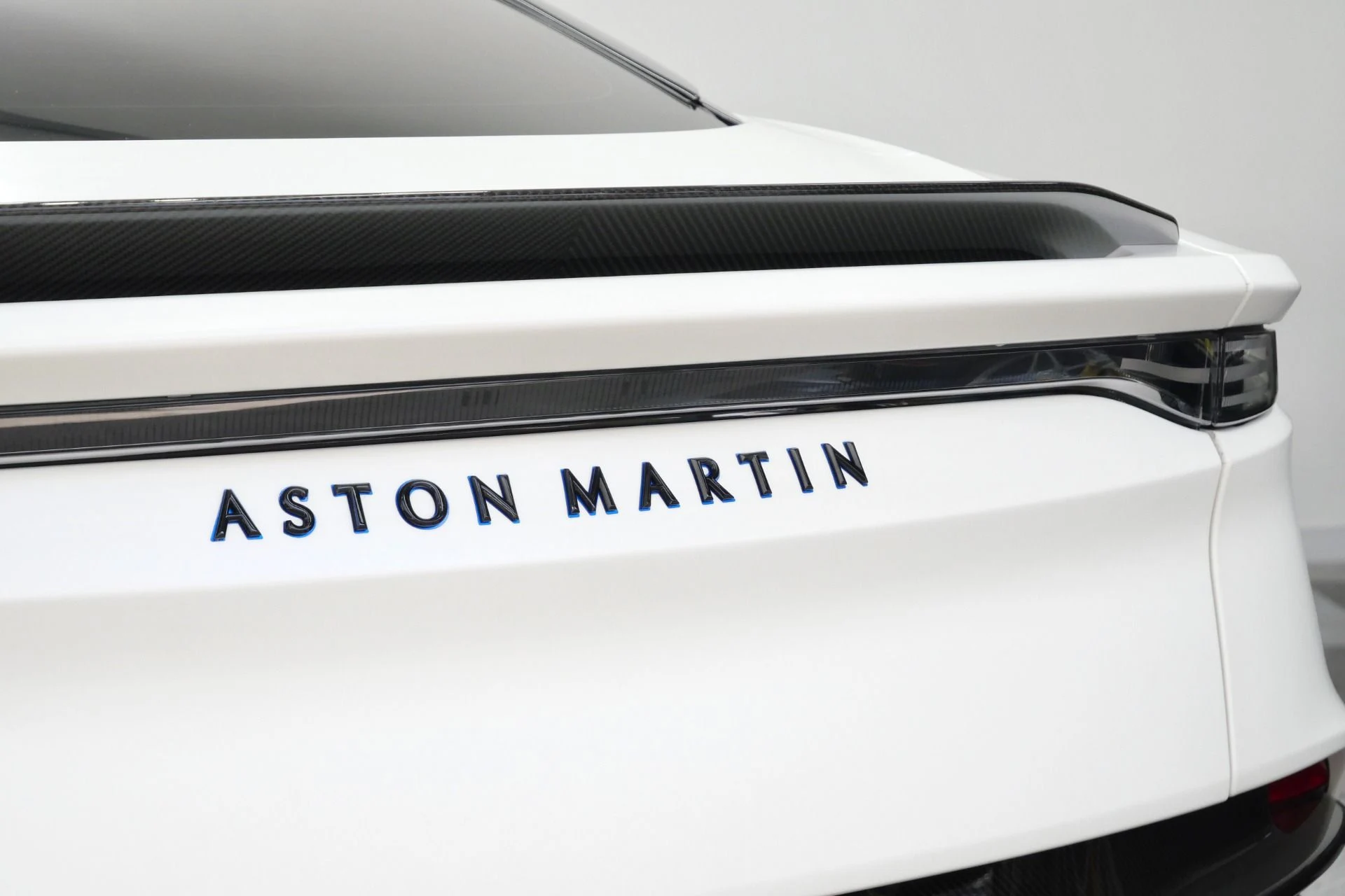 mph040_1995813632_Used_2020_Aston_Martin_DBS_Superleggera_Matte_Paint_Protection_Film_Twin_Turbo_V12_1780416939_9d71682d23