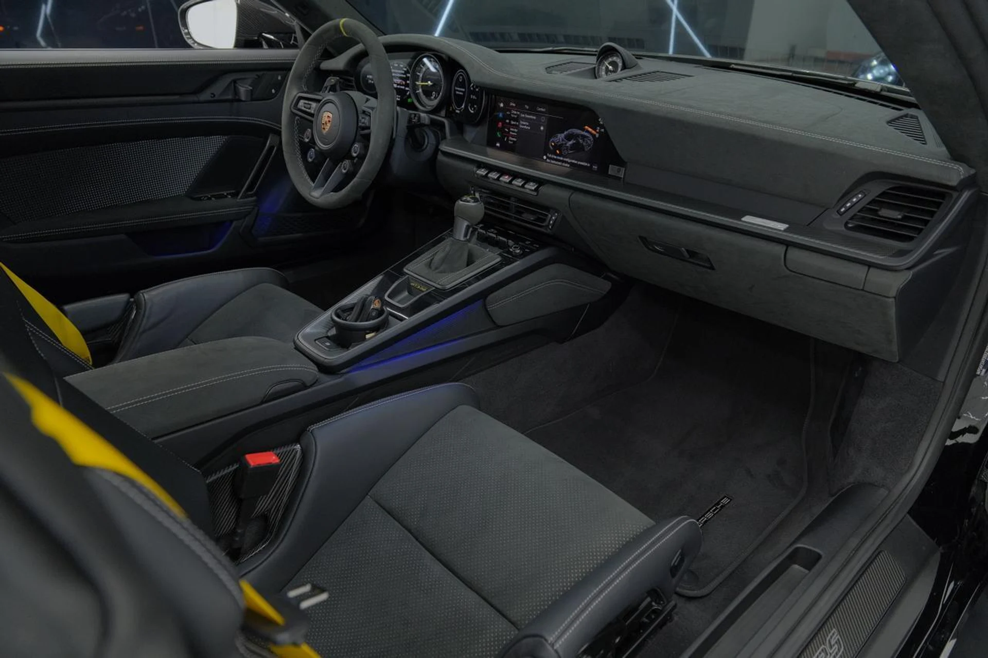 mph040_1996376043_9050873068bddafc1b3d8f3aca4c9da4_42e5a9543b