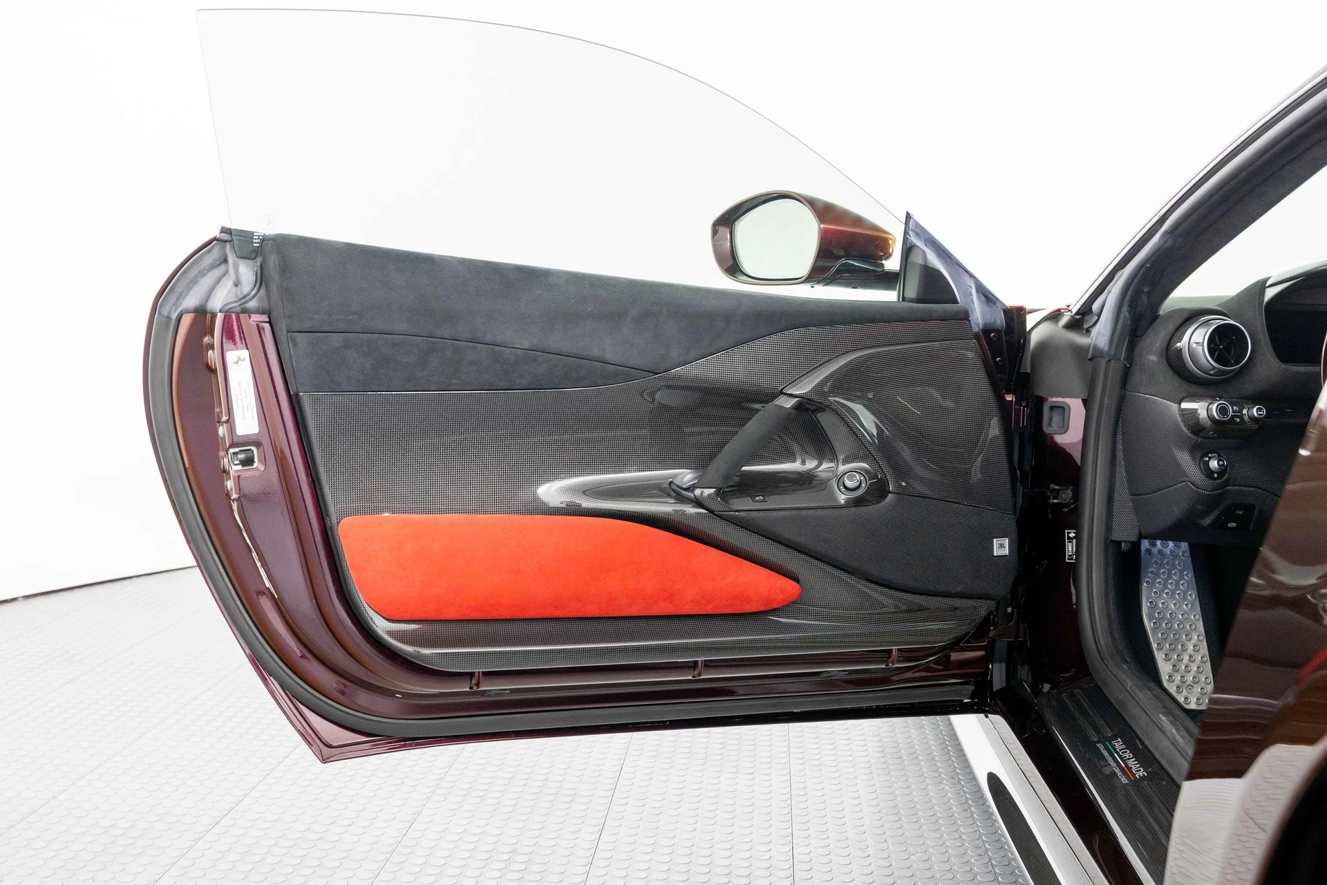 mph040_1996626177_df11d94e938ddae14cd7730105797243_ec7f58d07e