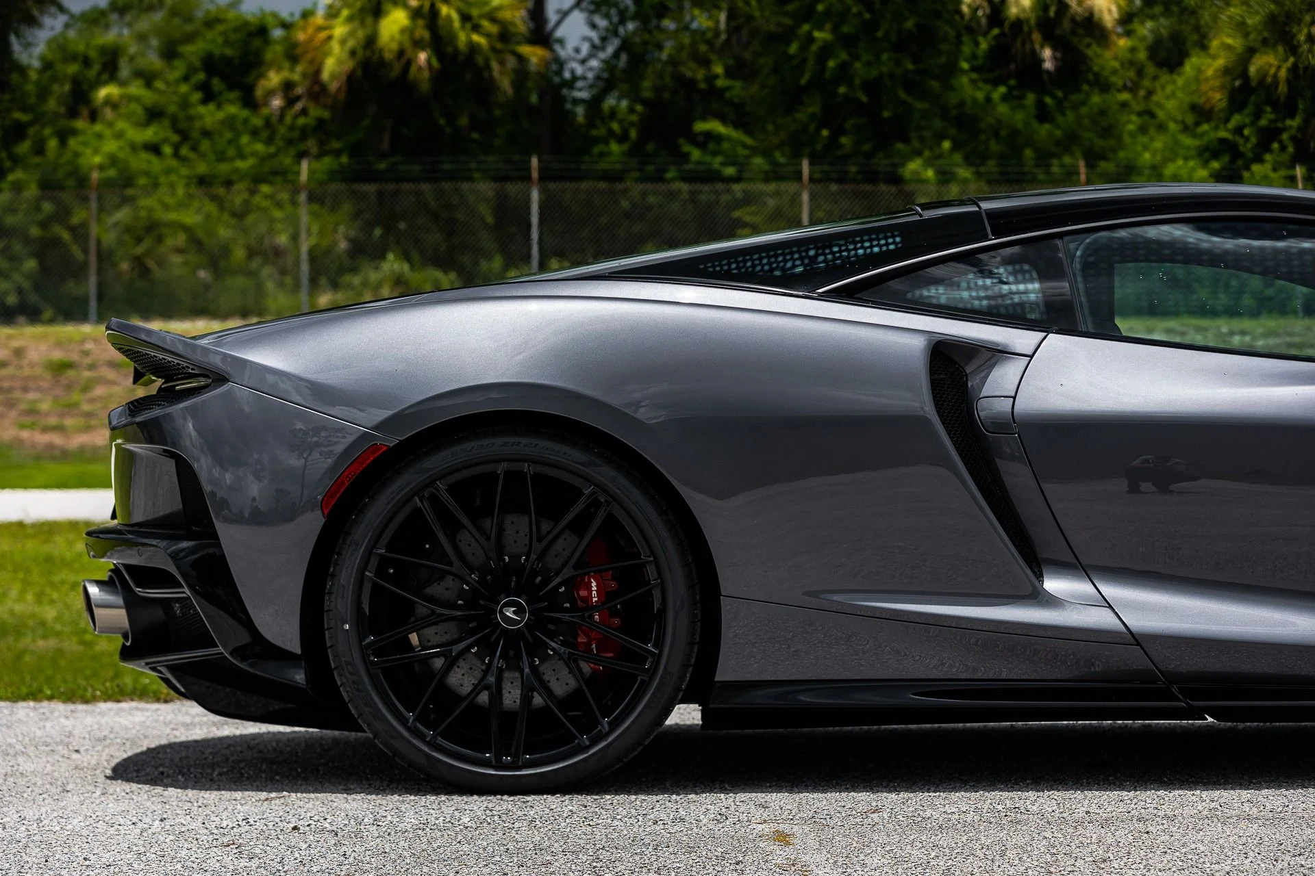 mph040_2001163698_313_p41_l_be1422388e