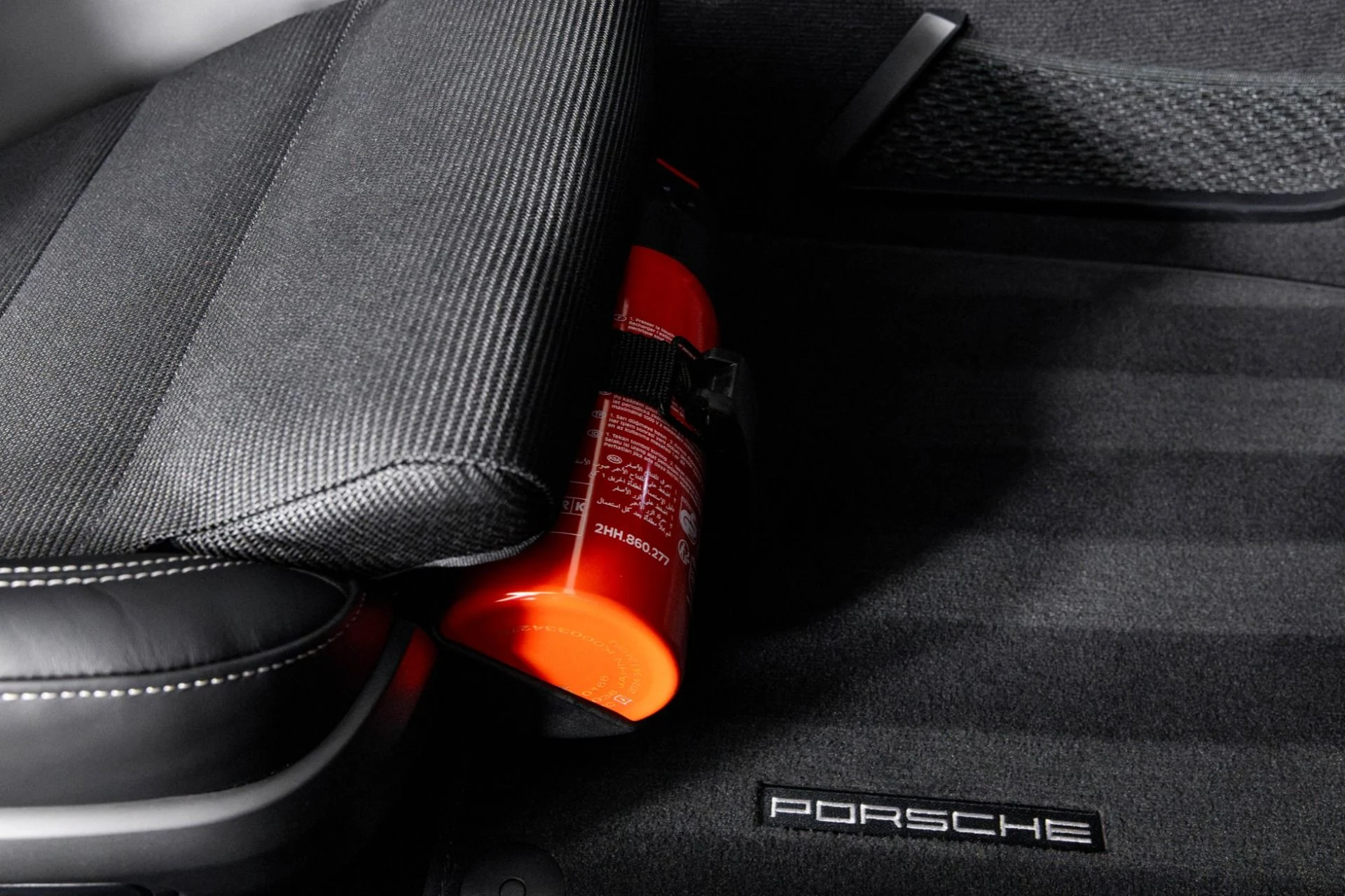 mph040_2014912818_Used_2024_Porsche_911_GT_3_Touring_1761003654_3f788e14a7