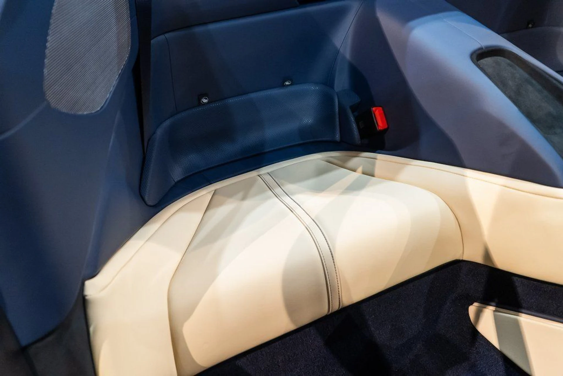 mph040_20304517_5b0be634936fc193d3ce4dbbc8fdebfe_6fb19ae63e