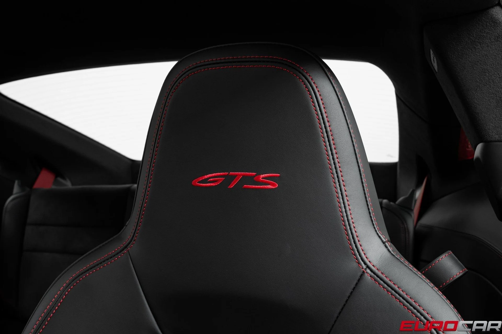 mph040_203282116_image_41_0ebe776466