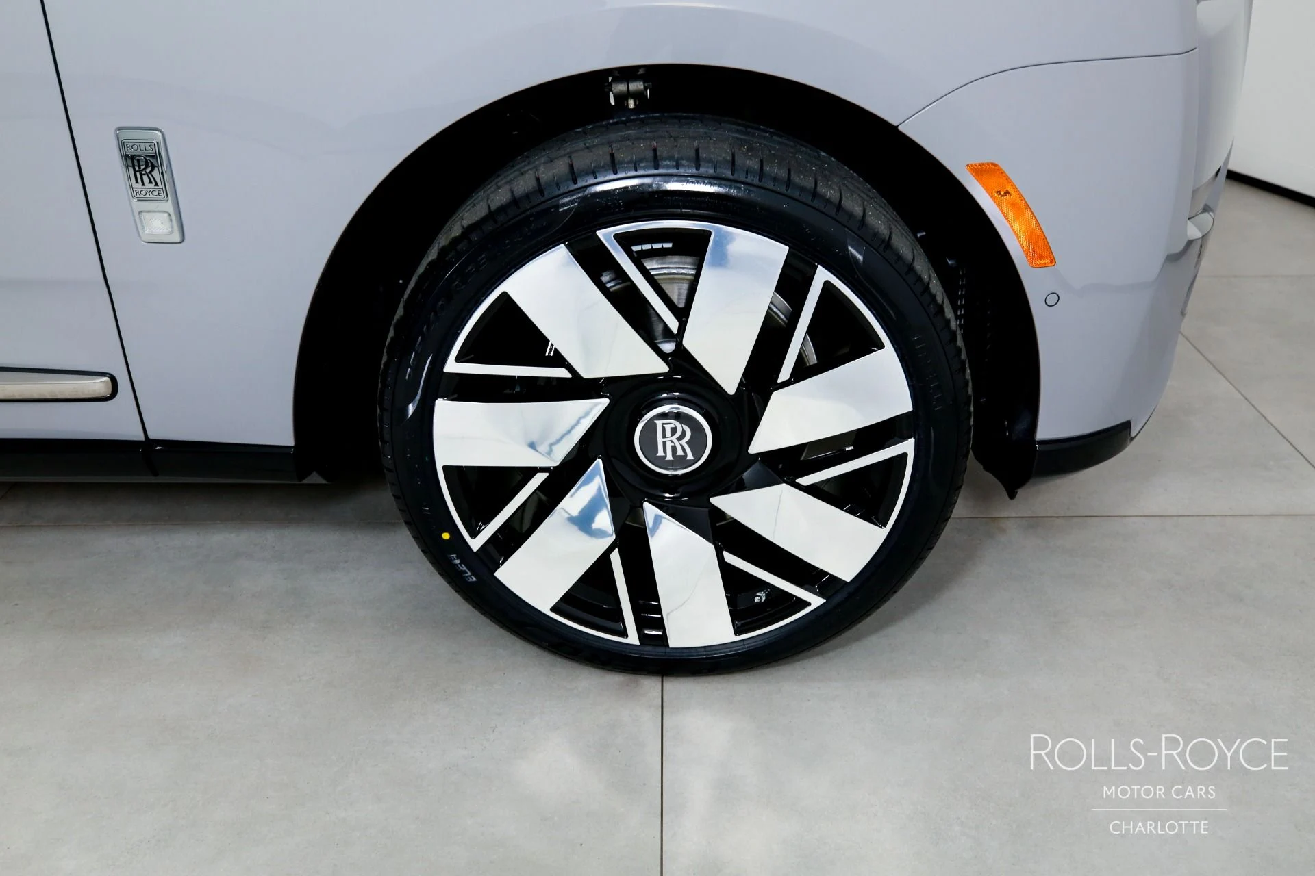 mph040_2034843950_Used_2026_Rolls_Royce_Cullinan_1775591551_08de072703