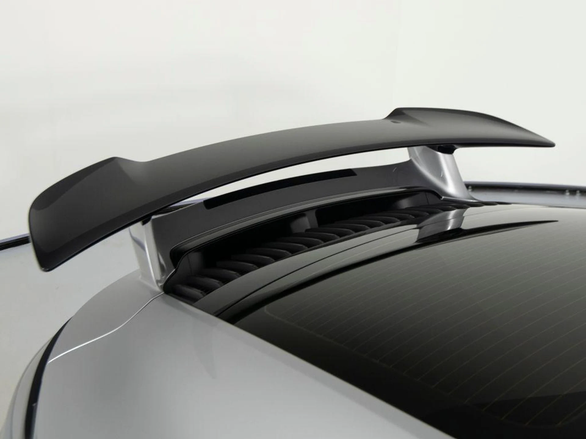 mph040_2042388509_Rf5lchidq_Ei6_Cm_Jd_S_Av_D2q_NE_53_M_403394f437