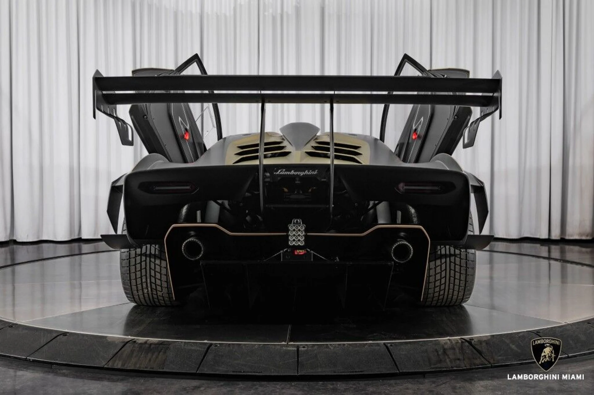 mph040_2056338697_8f8b72639ecf3b99ecb92ce2d01e080c_616cf65185