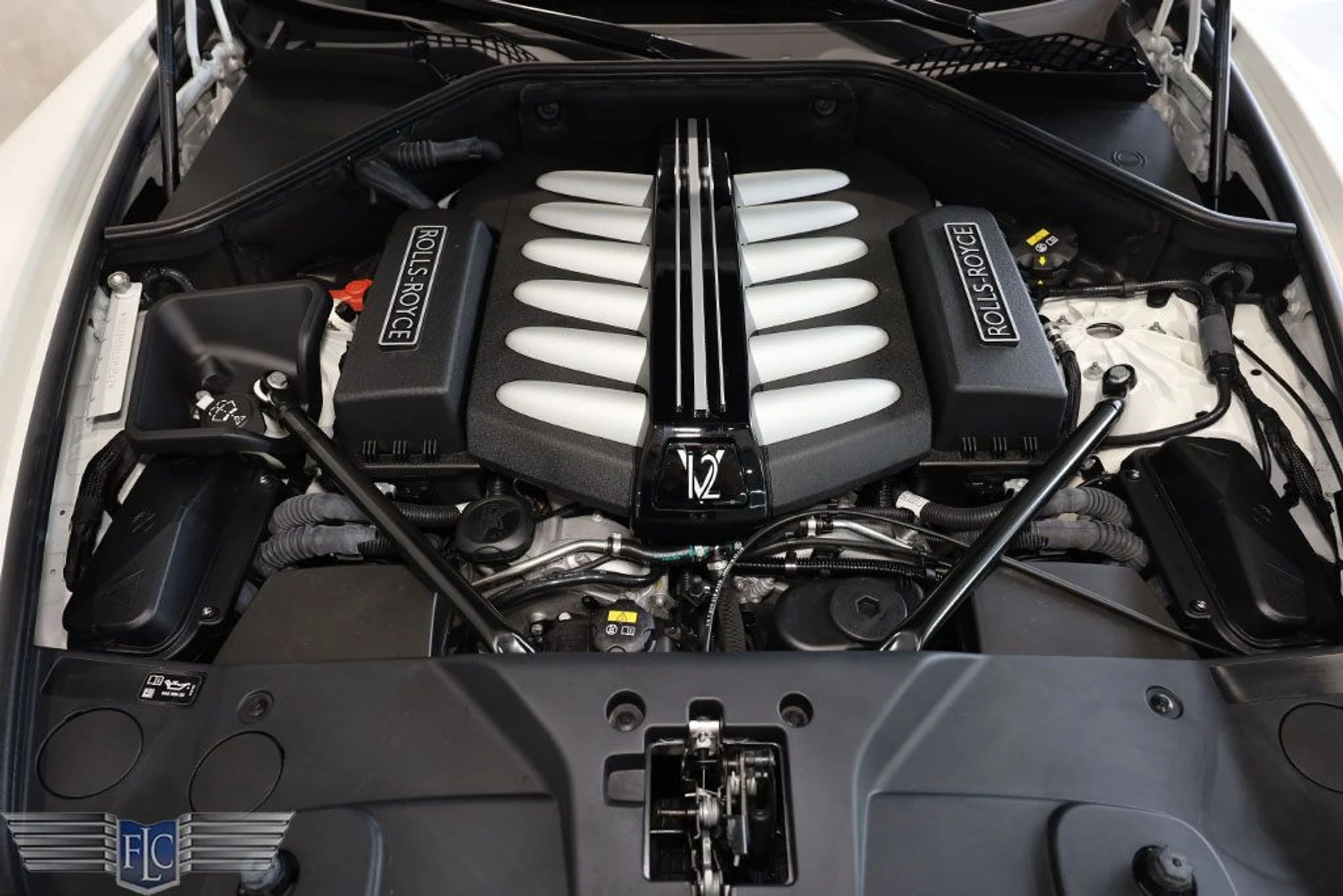 mph040_2062038154_used_2020_rolls_royce_dawn_convertible_9689_22662057_41_1024_035c1e28fb