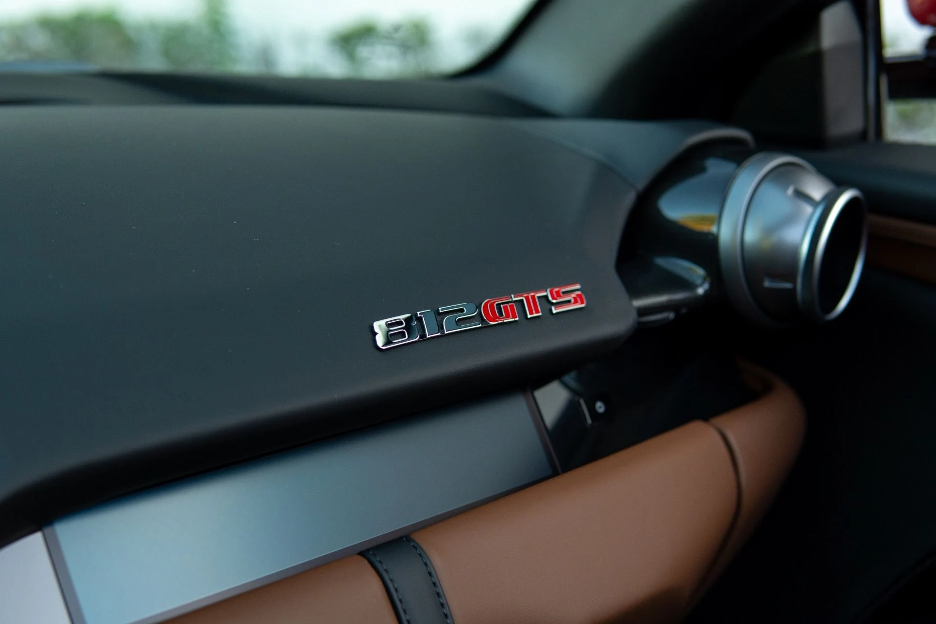 mph040_2071084429_Used_2023_Ferrari_812_GTS_1767886631_fa683caa32