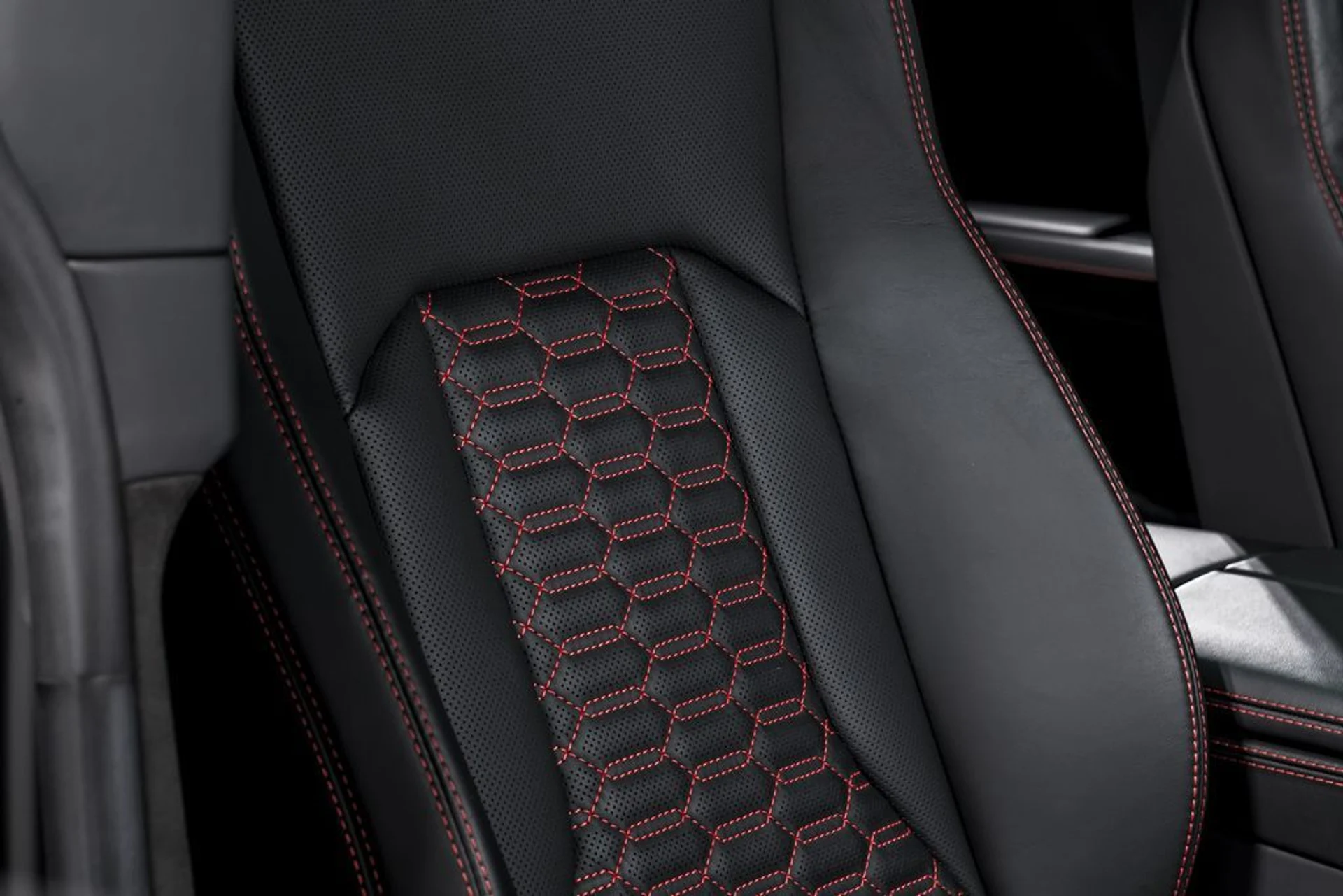 mph040_2080558740_3dd350f5a95830e384aec1dad2af030ax_2b01479bdb