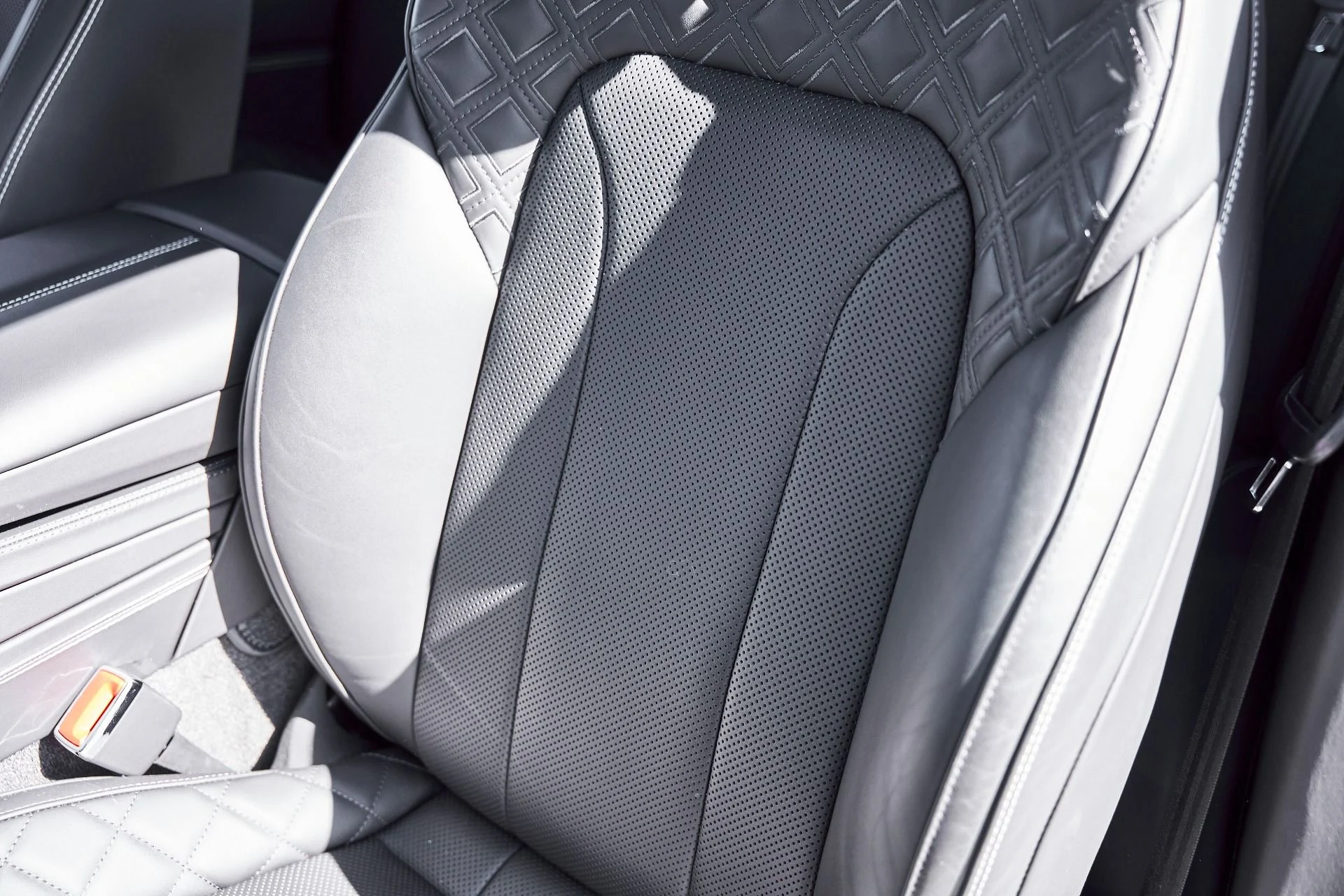 mph040_2082147221_Used_2022_Bentley_Continental_GT_V8_1771381081_e6a994bfa4