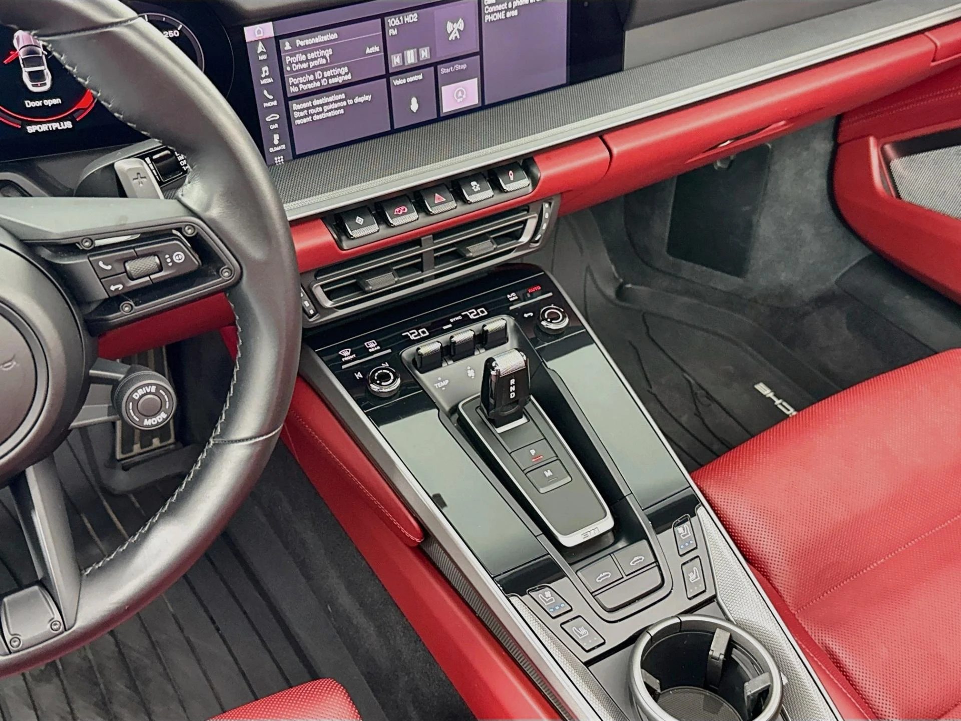 mph040_2087466267_Used_2021_Porsche_911_Targa_4_S_1789669367_02408bed94