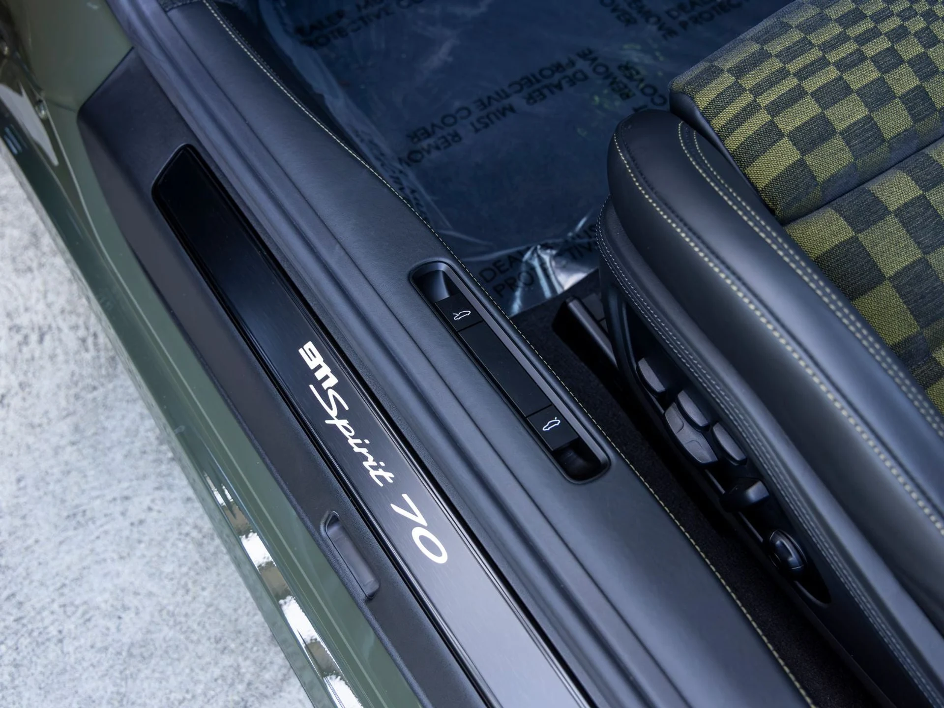 mph040_2100832442_41_ec2975792a