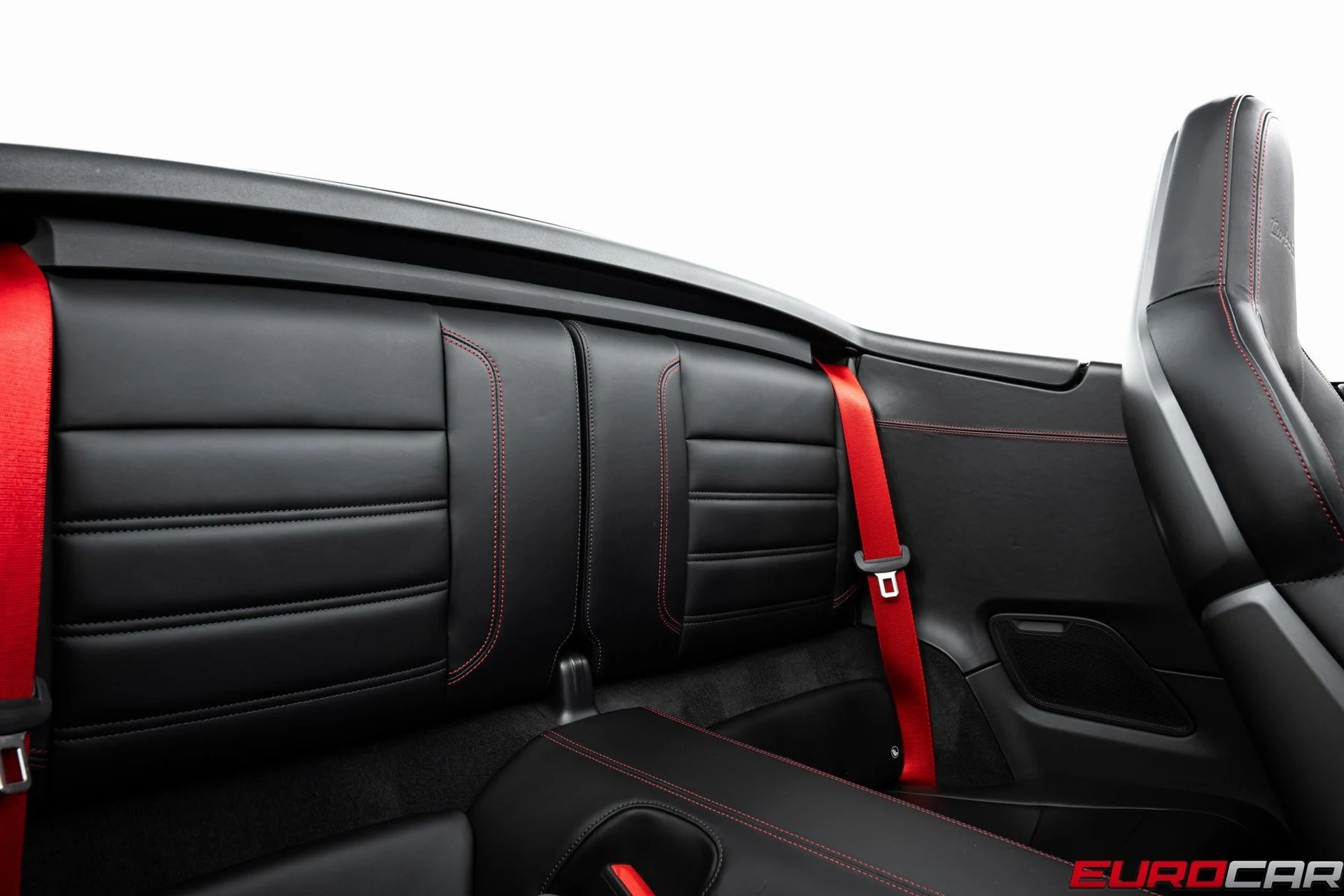 mph040_2104619790_image_41_47e7930c94