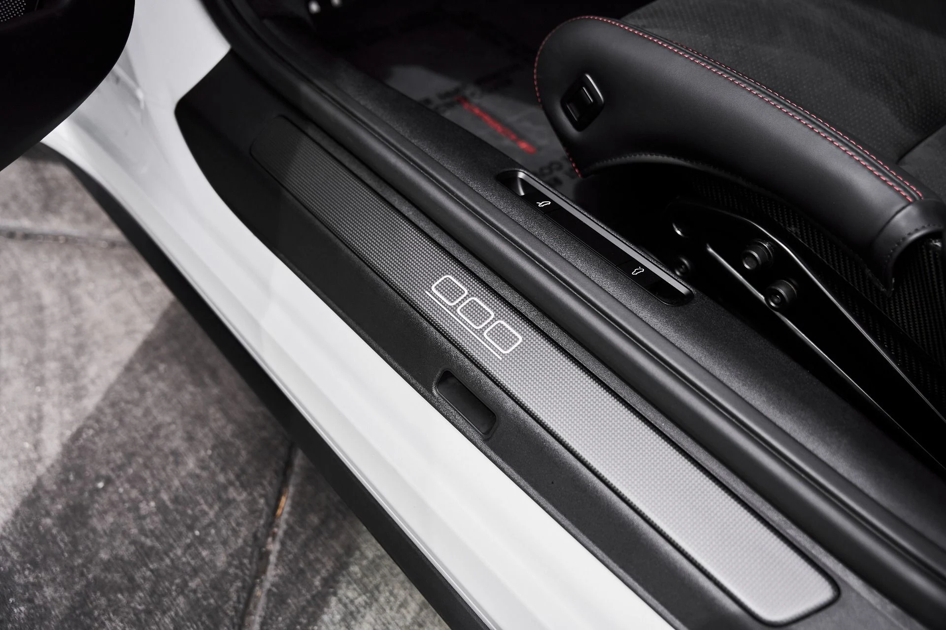 mph040_2106605739_Used_2024_Porsche_911_Turbo_S_1776446275_650e7fd752