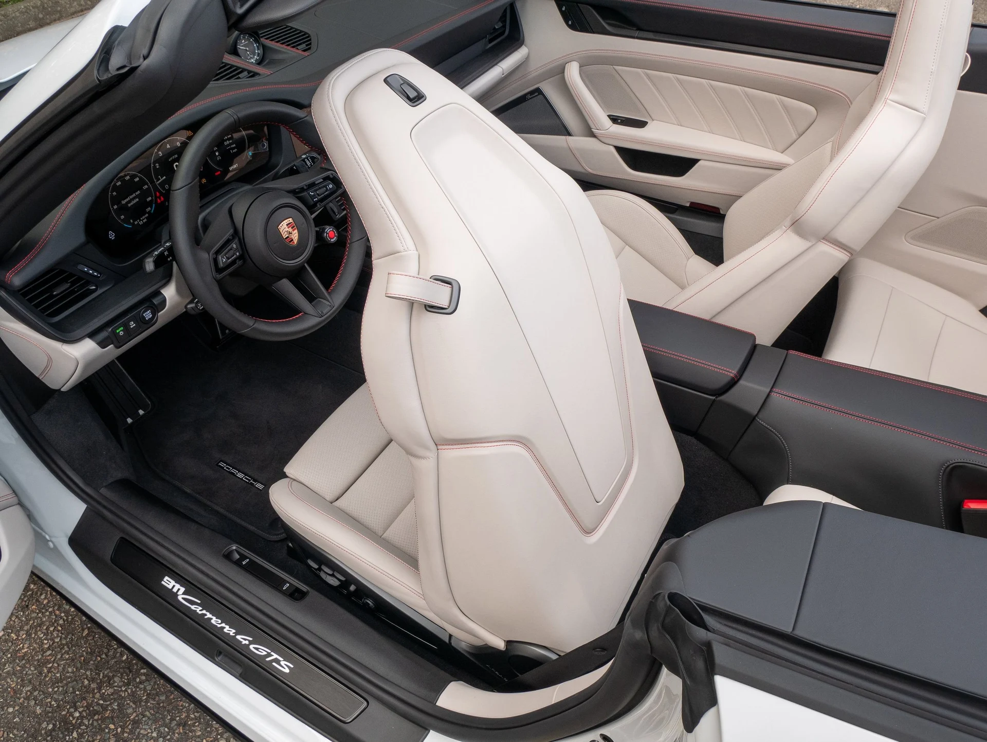 mph040_2119096639_8f88938f95a1f87fc83bb75a21ded37cx_9a49e51c2a