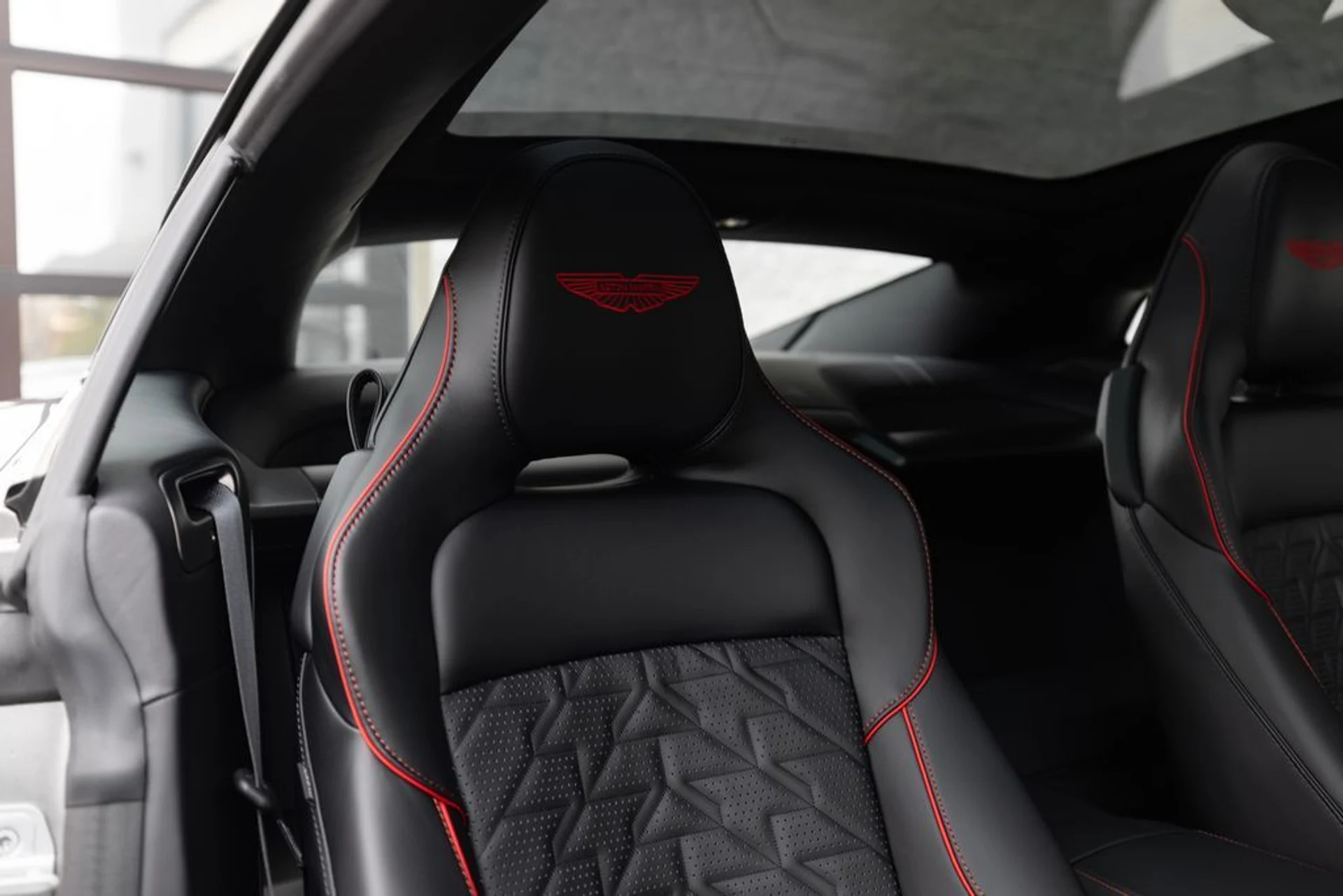 mph040_2128804126_ddeaebe56d6fed4b33e5d0940e6e4c43x_93681a2565