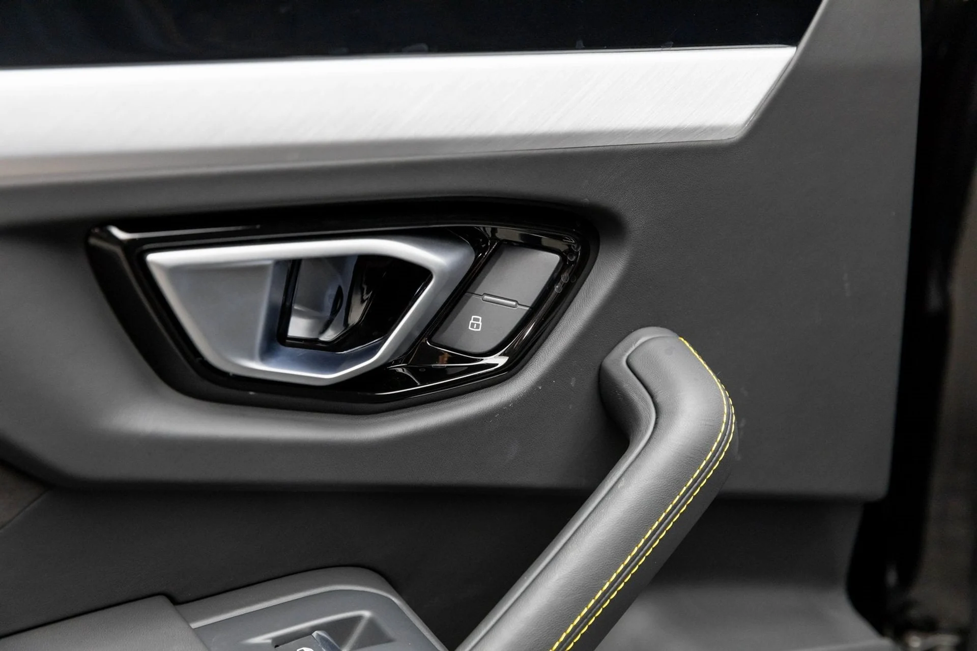 mph040_2130921359_41_3769a8f6b1