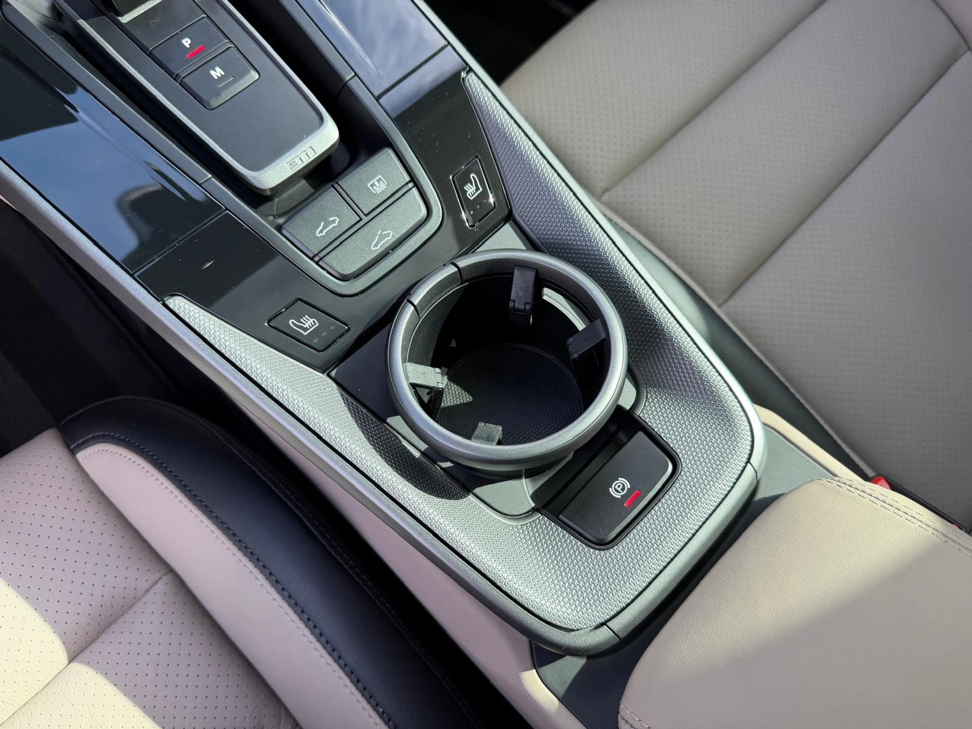 mph040_2147577776_Whats_App_Image_2025_12_19_at_2_18_51_PM_13_0ba0cbbb55