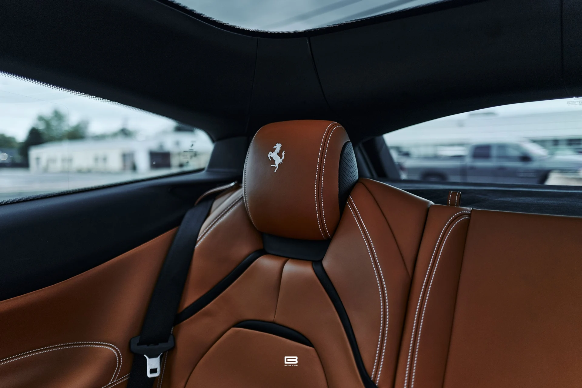 mph040_2152732208_69e2a4931372083255f1f409_L1220564_f219fa94eb