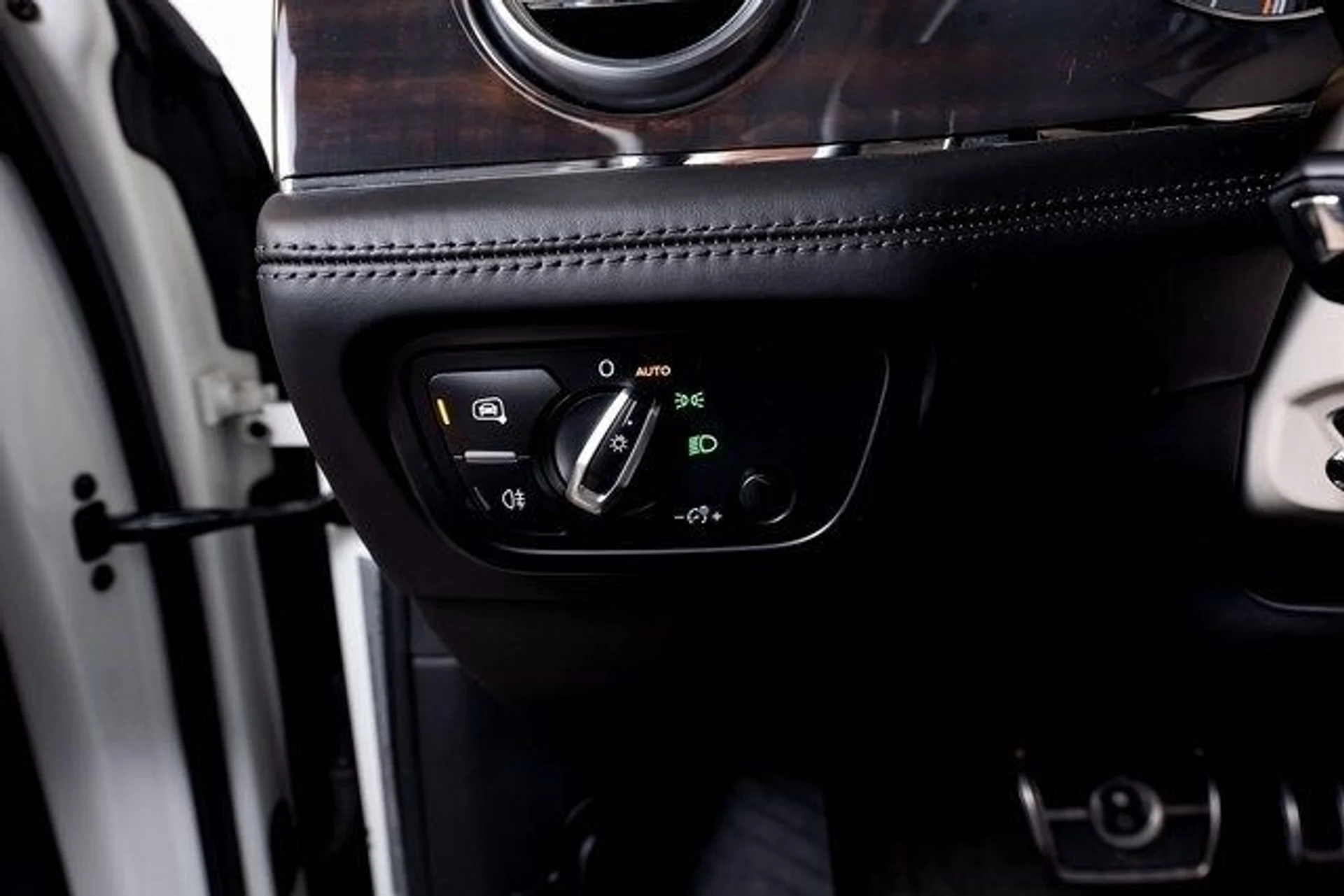 mph040_2154860805_6c84dc49a11b7e1bba0f59f924da85c1x_b6aeee0549