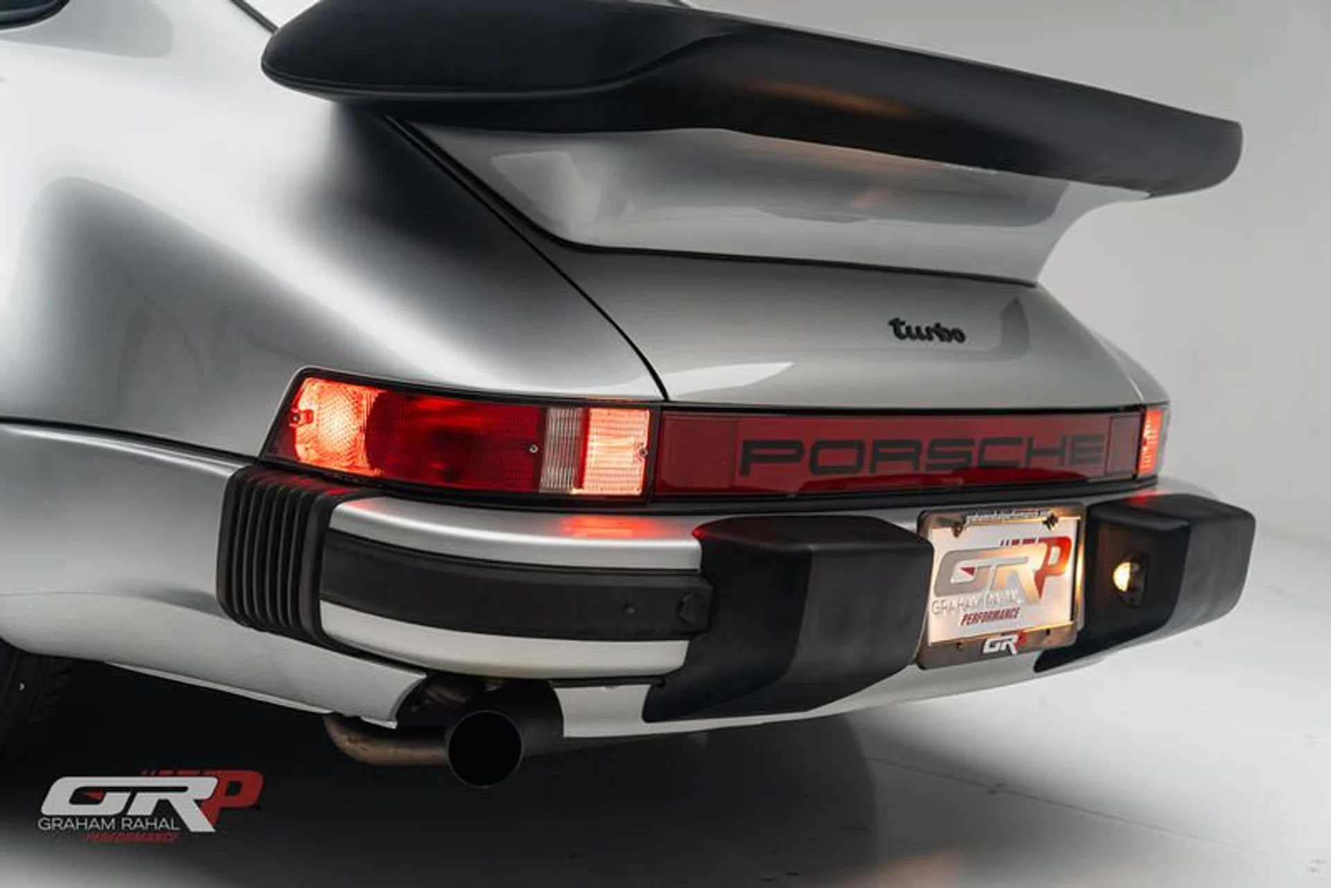 mph040_2156001718_A5790266_8_C2_F_42_B3_8699_14900011_A371_26862c64e2