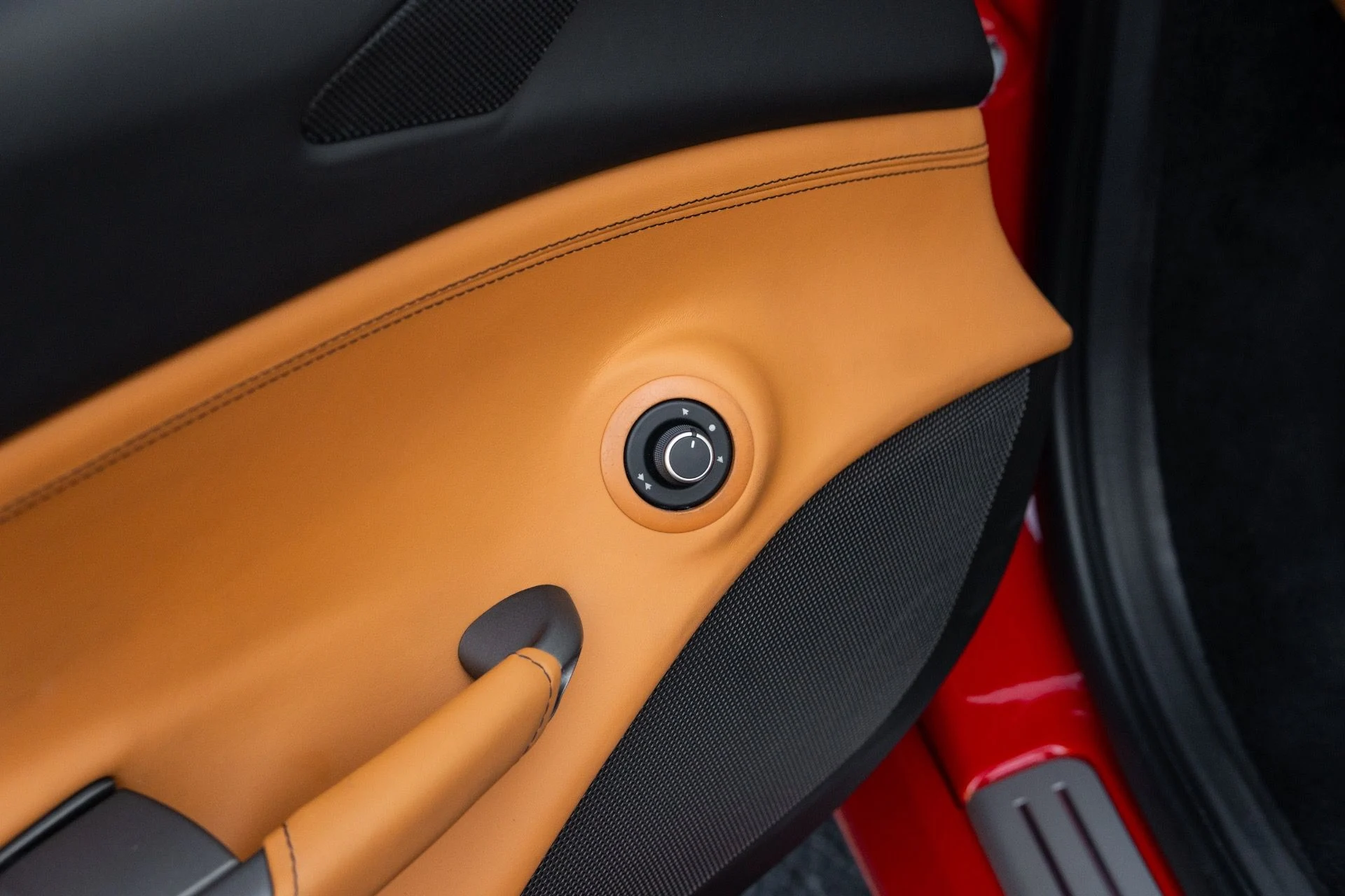 mph040_2165460641_Used_2017_Ferrari_488_Spider_1771886978_40ccac8a69