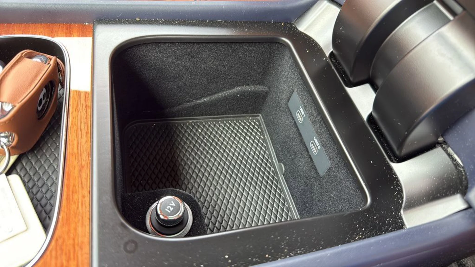 mph040_2175066441_e0743ddde70544ea9a4d8c4480c9df99_12617d641a