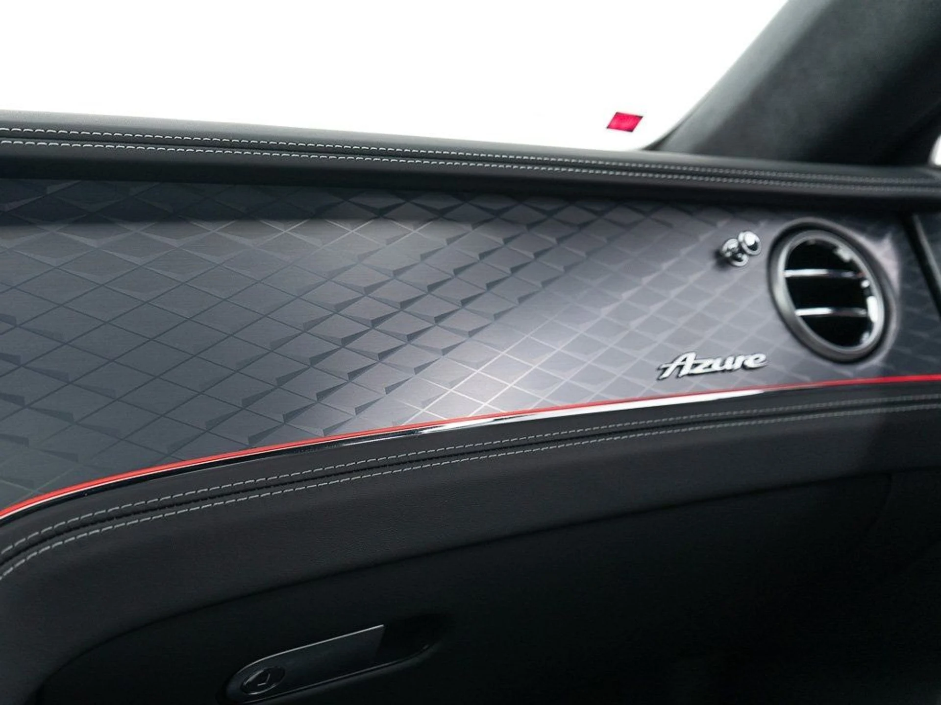 mph040_2175546831_ef358aa2582ebd0035f5864366d09271_37a48d67e1