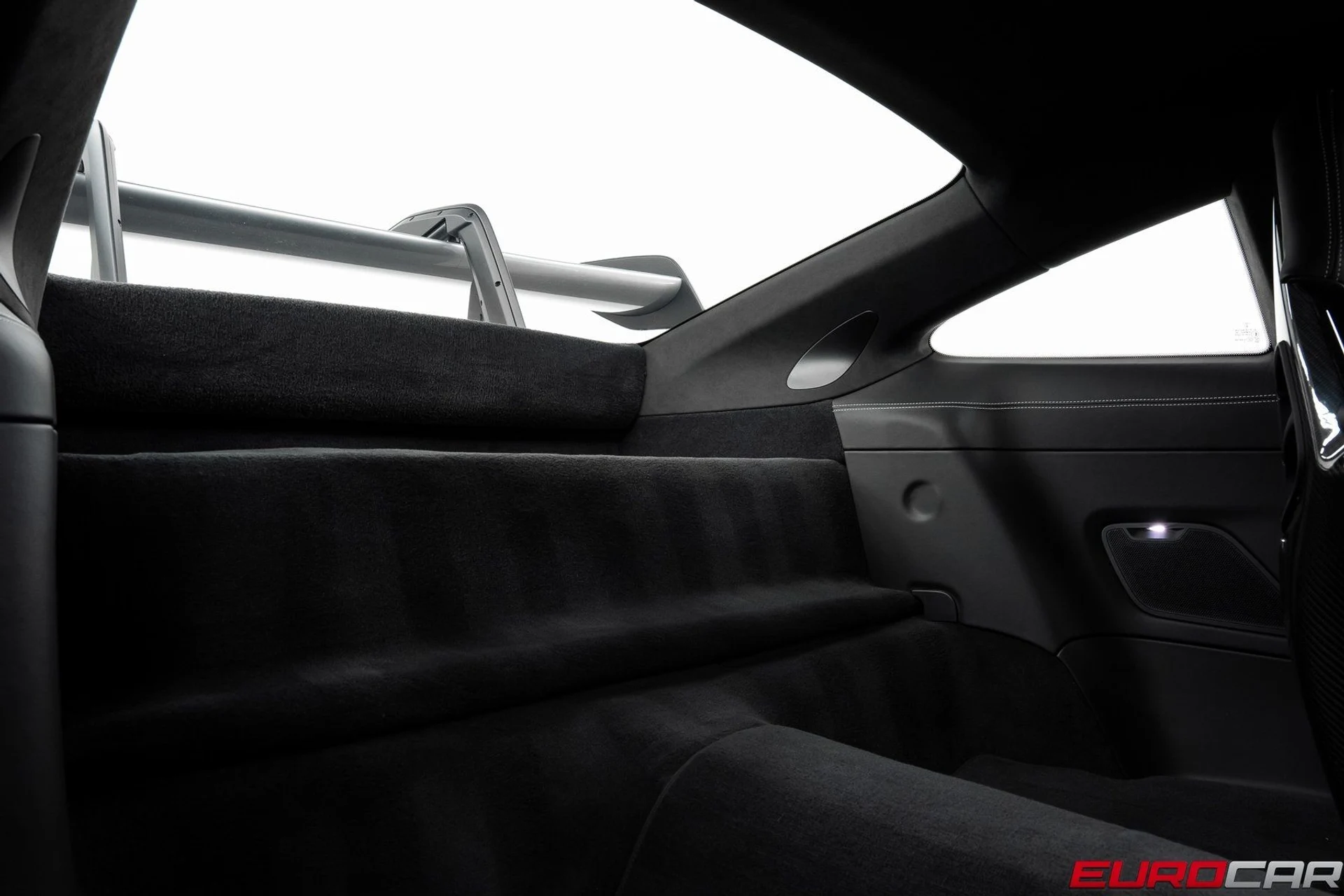 mph040_2186460416_image_41_b663e0f5a8