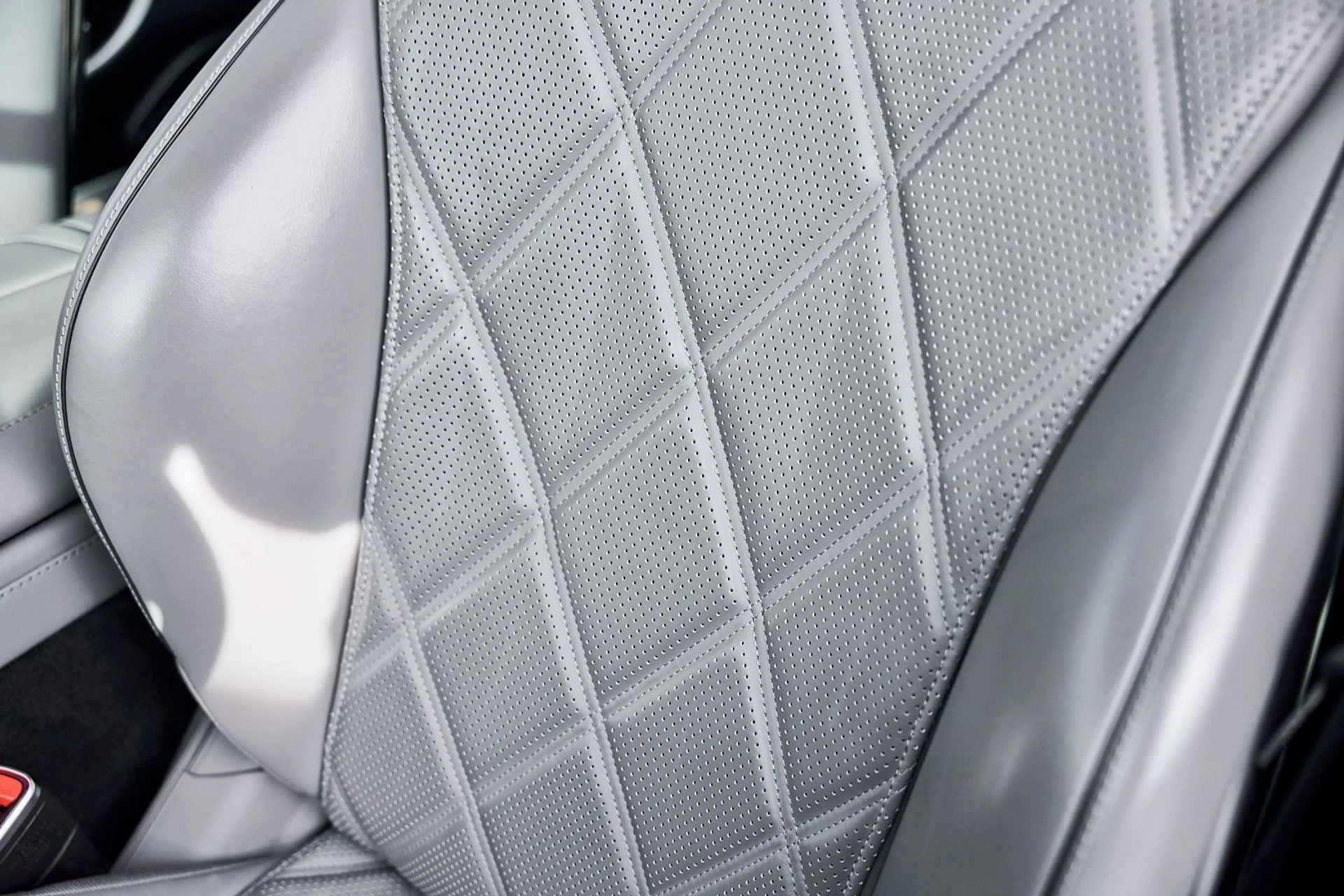 mph040_2189915291_Used_2021_Mercedes_Benz_S_Class_Maybach_S_580_1771643109_d39cfb4d4c