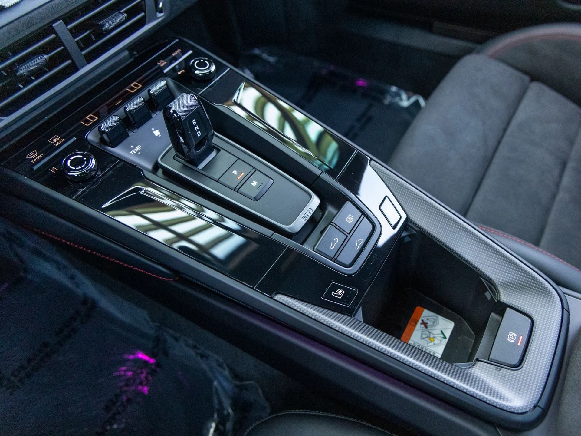 mph040_21969041_41_8b460654e9