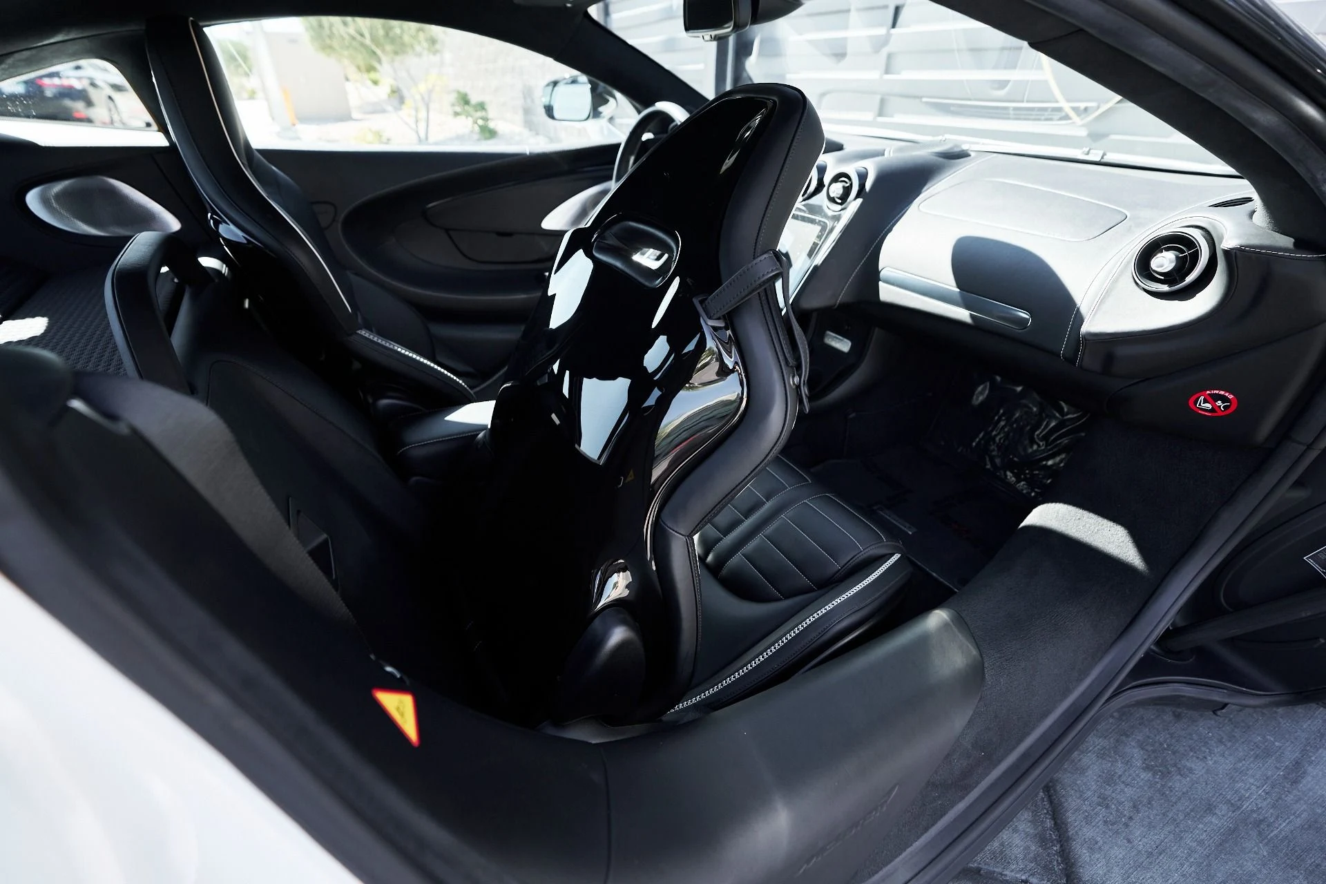 mph040_2216339049_Used_2025_Mc_Laren_GTS_1760565766_06dc6a7c51