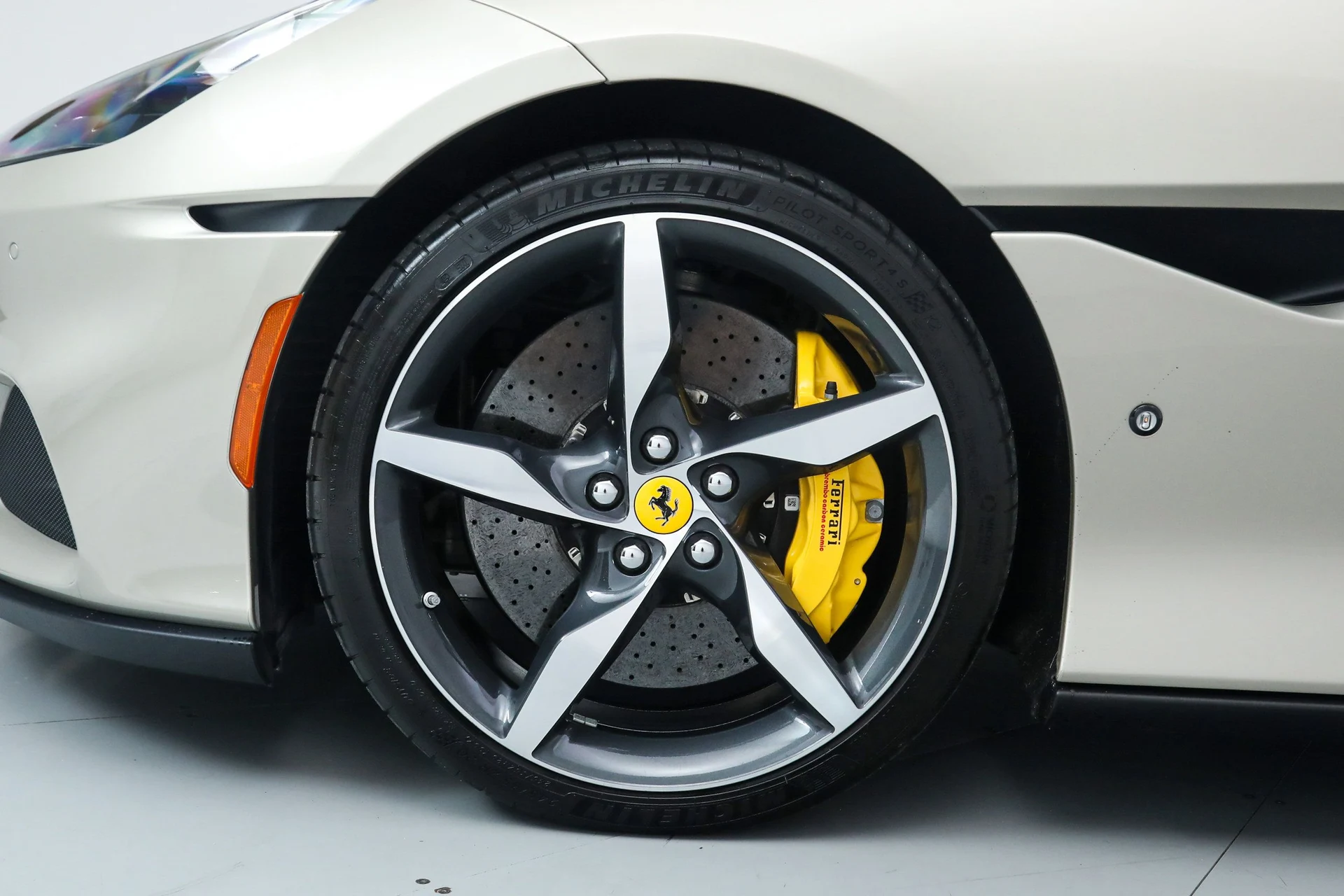 mph040_2221707429_45f77ad05ca54923cc405038b921c979_478ff8dc17