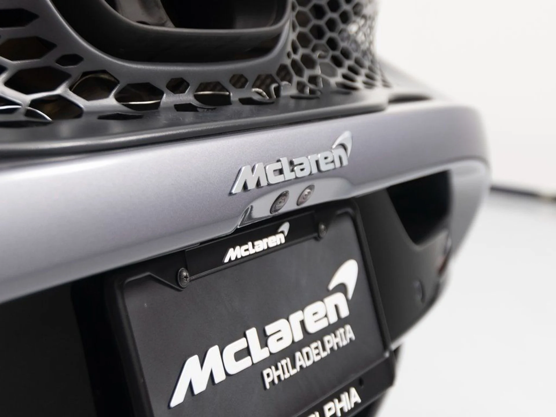 mph040_2223969565_4087d4c510f5d37d9209a0e3c790fa32x_e5efc8d186