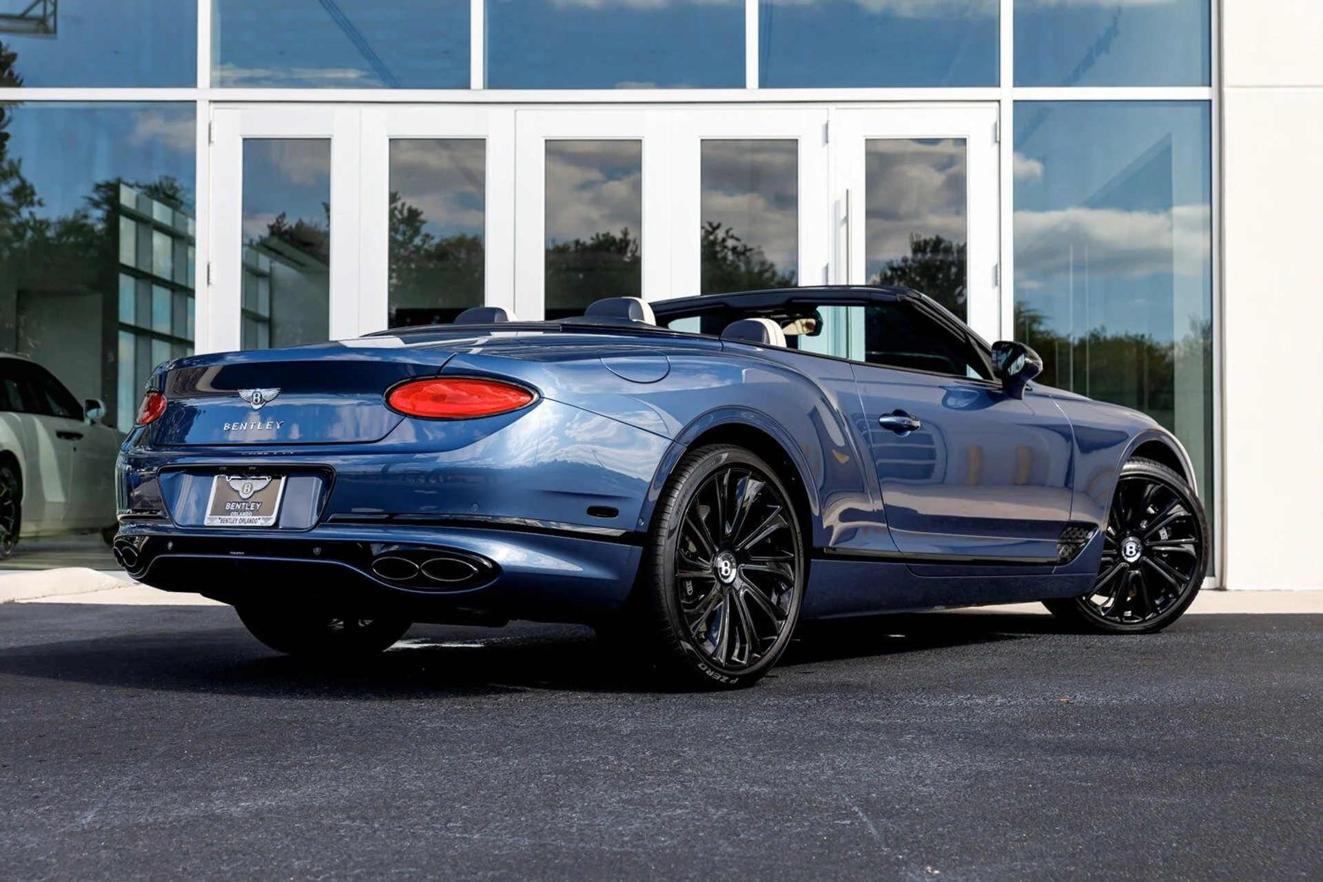 mph040_2241978719_acab3d3ef7a16f2c452eb30c02b38088x_a0143b9bd3