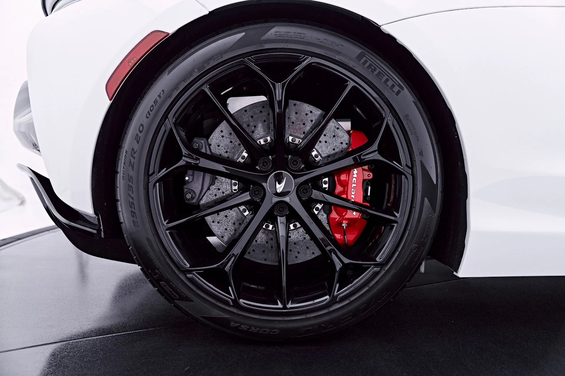 mph040_2256833429_Used_2024_Mc_Laren_Artura_1782759267_4fdcb150c1