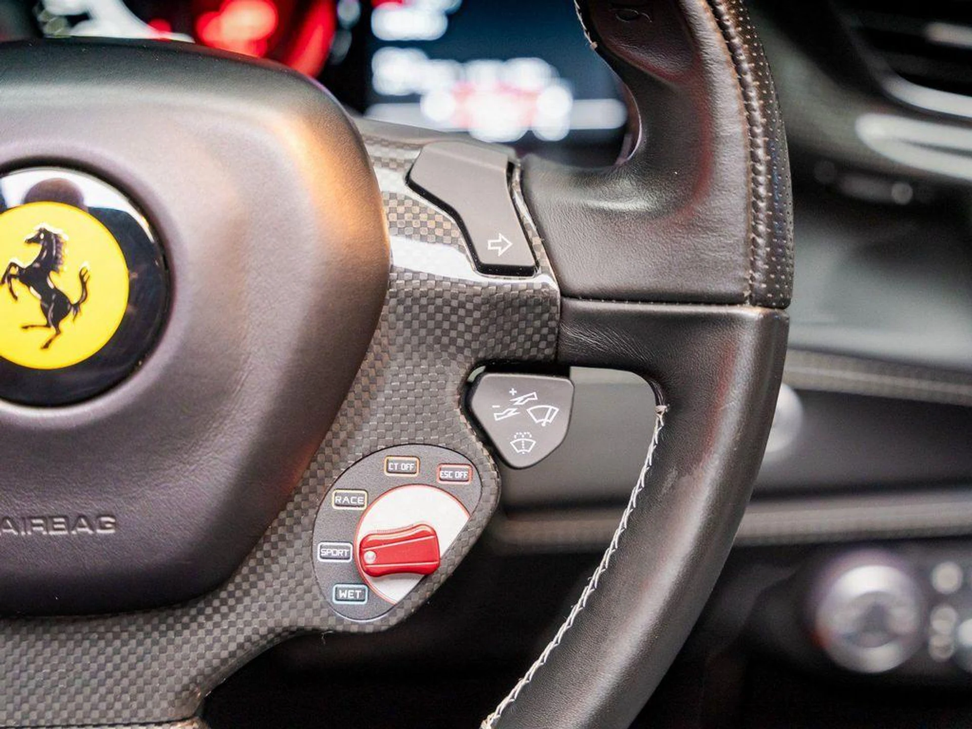 mph040_2258217838_Fhd4cr_H_Oi_J_Szpfa_T_Di_Sd_Up_R94d8_051447801d