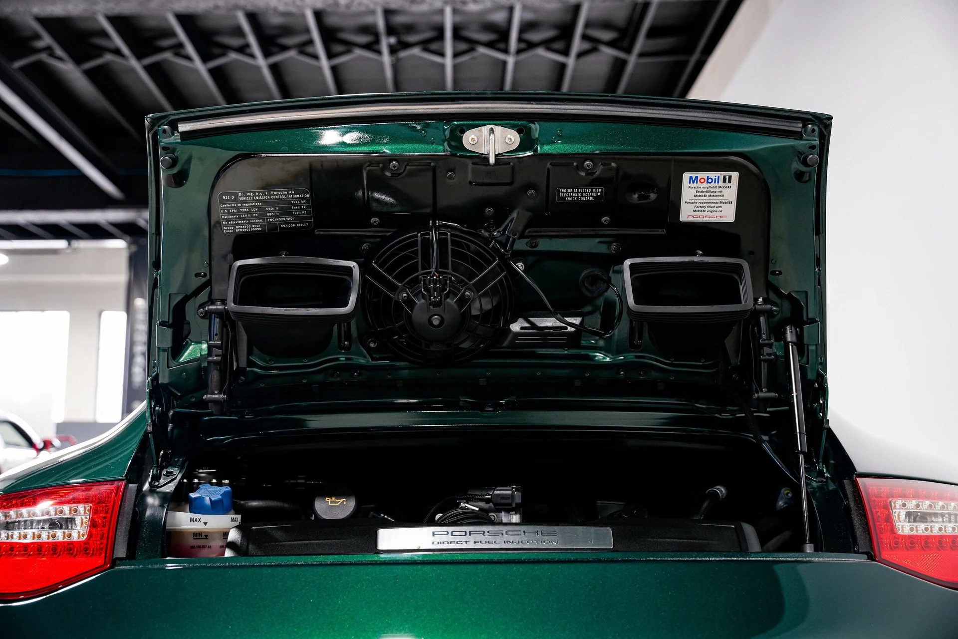 mph040_2259239229_370e707b471fc9f4602a5186b3d9101bx_78bbb9f79e