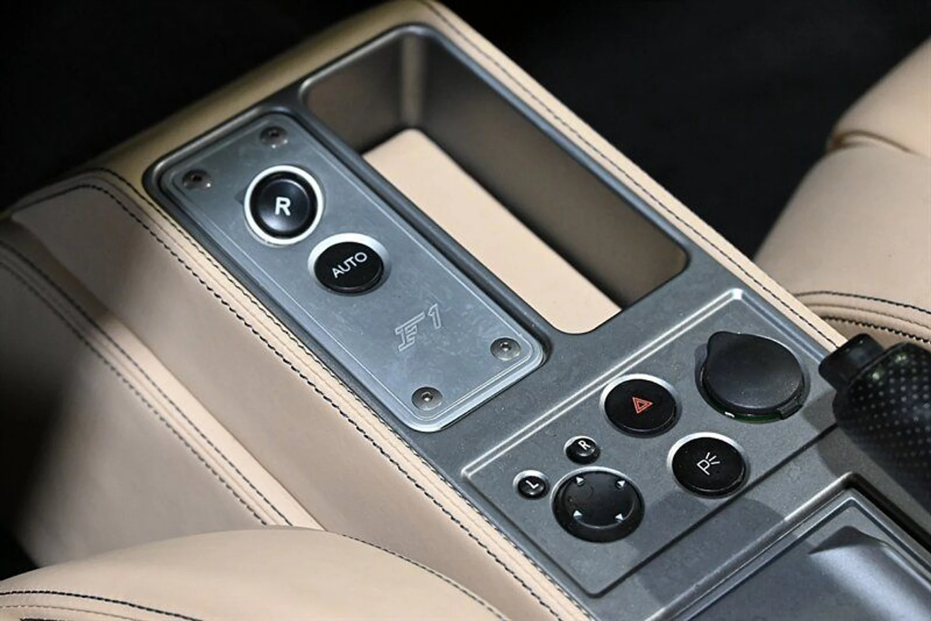 mph040_2259962868_9af6a826c0_800_6d8f7a9e1c