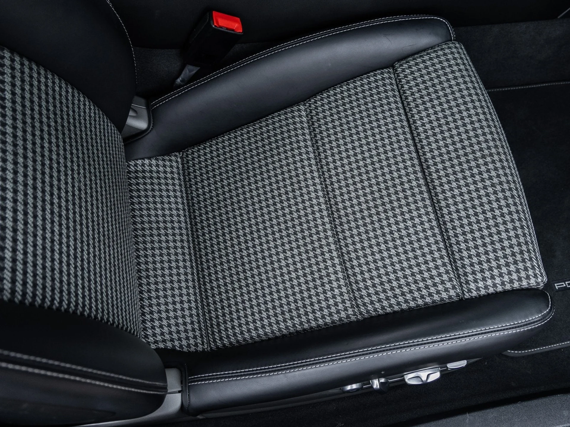 mph040_2264281846_41_60f4f97380