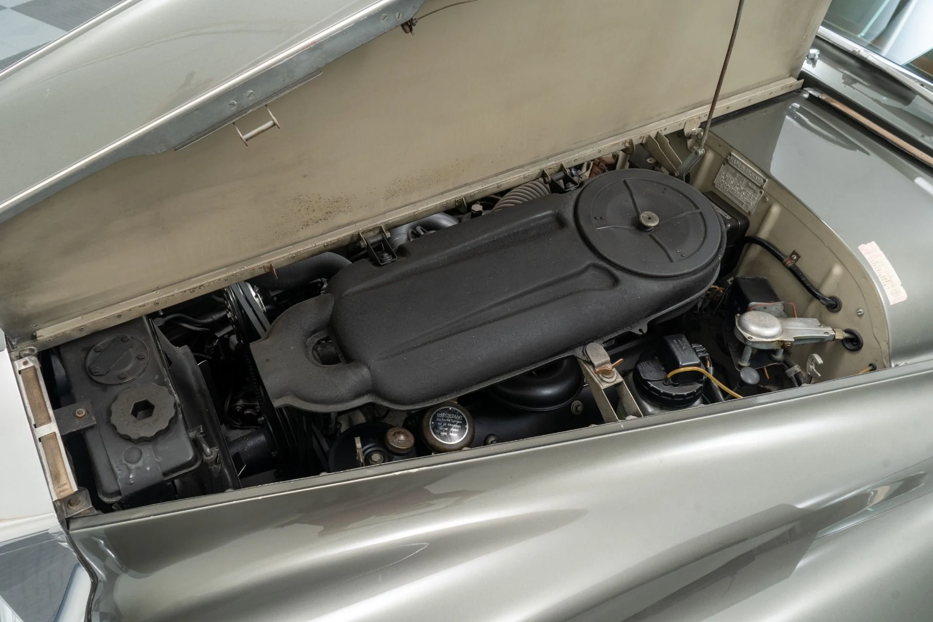 mph040_2267751979_Used_1960_Rolls_Royce_Silver_Cloud_II_1757511500_b397f2645b