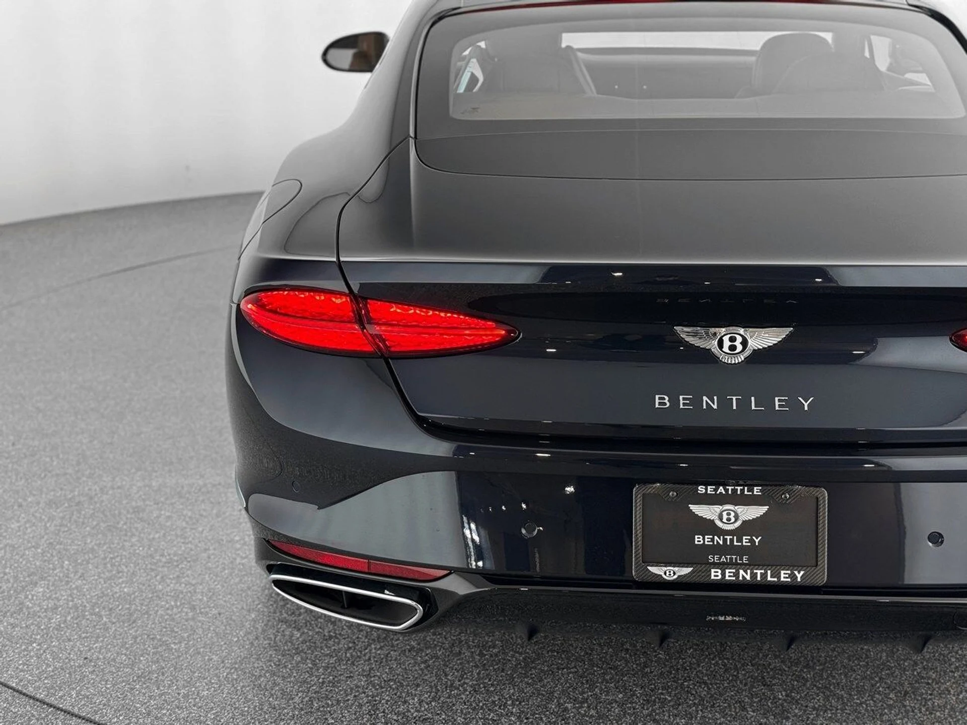 mph040_2275389067_c6d5f3201f065bb23fe95145adde3d85x_edc0e90c2e