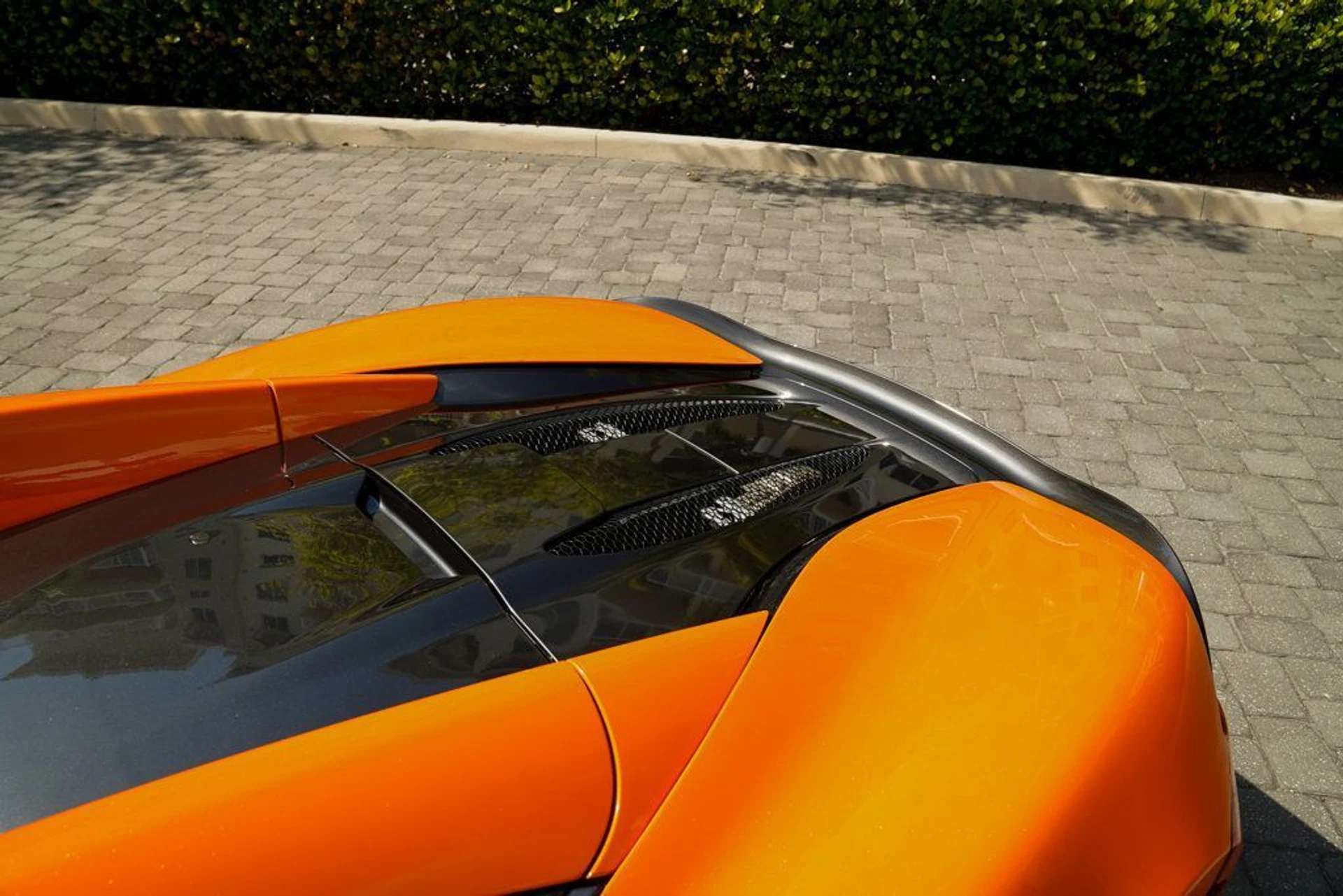 mph040_2276195085_used_2018_mclaren_570s_spider_14354_22891400_41_1024_6737055b7e